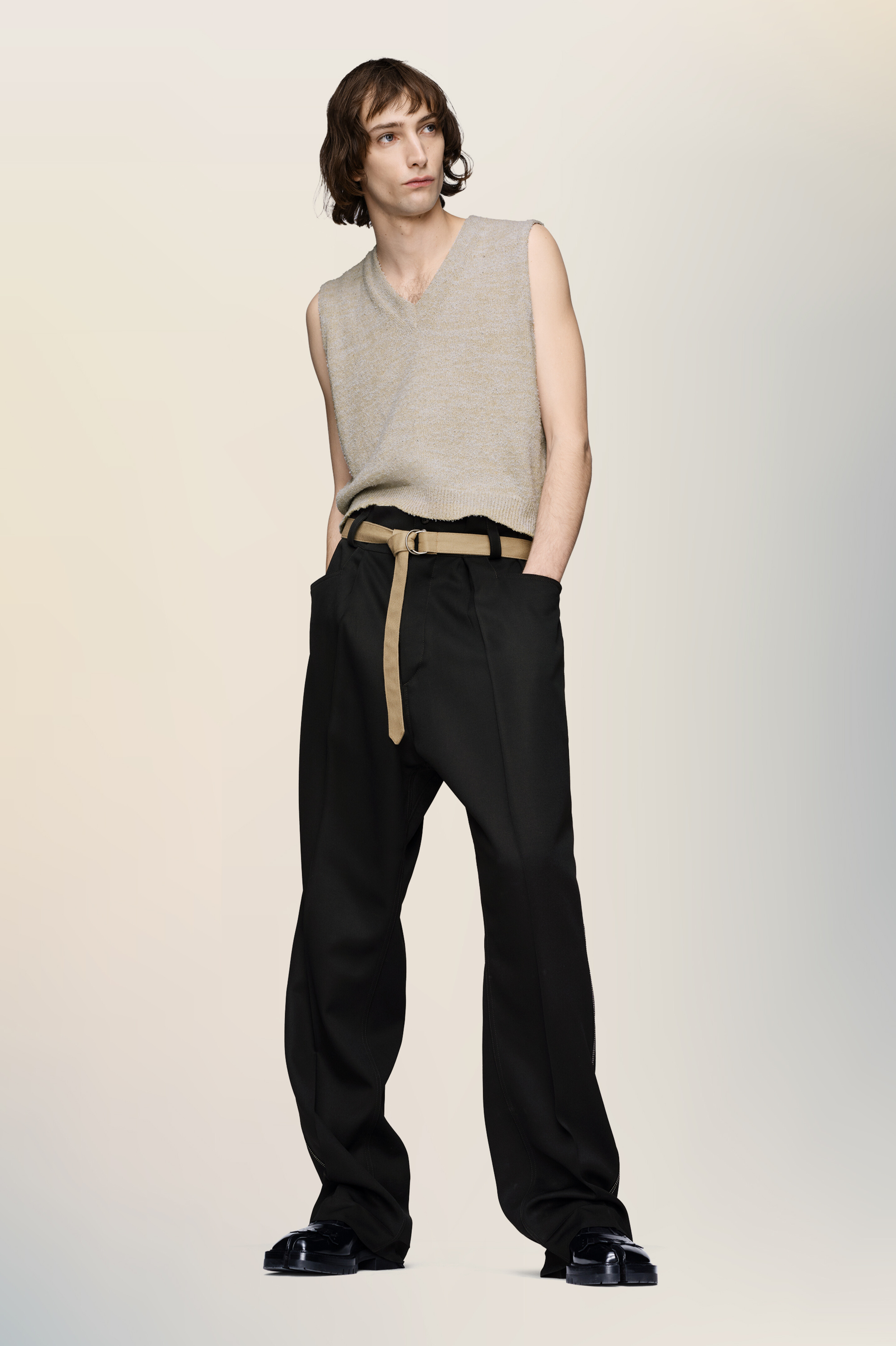 Pantalon en laine minimal noir pour homme