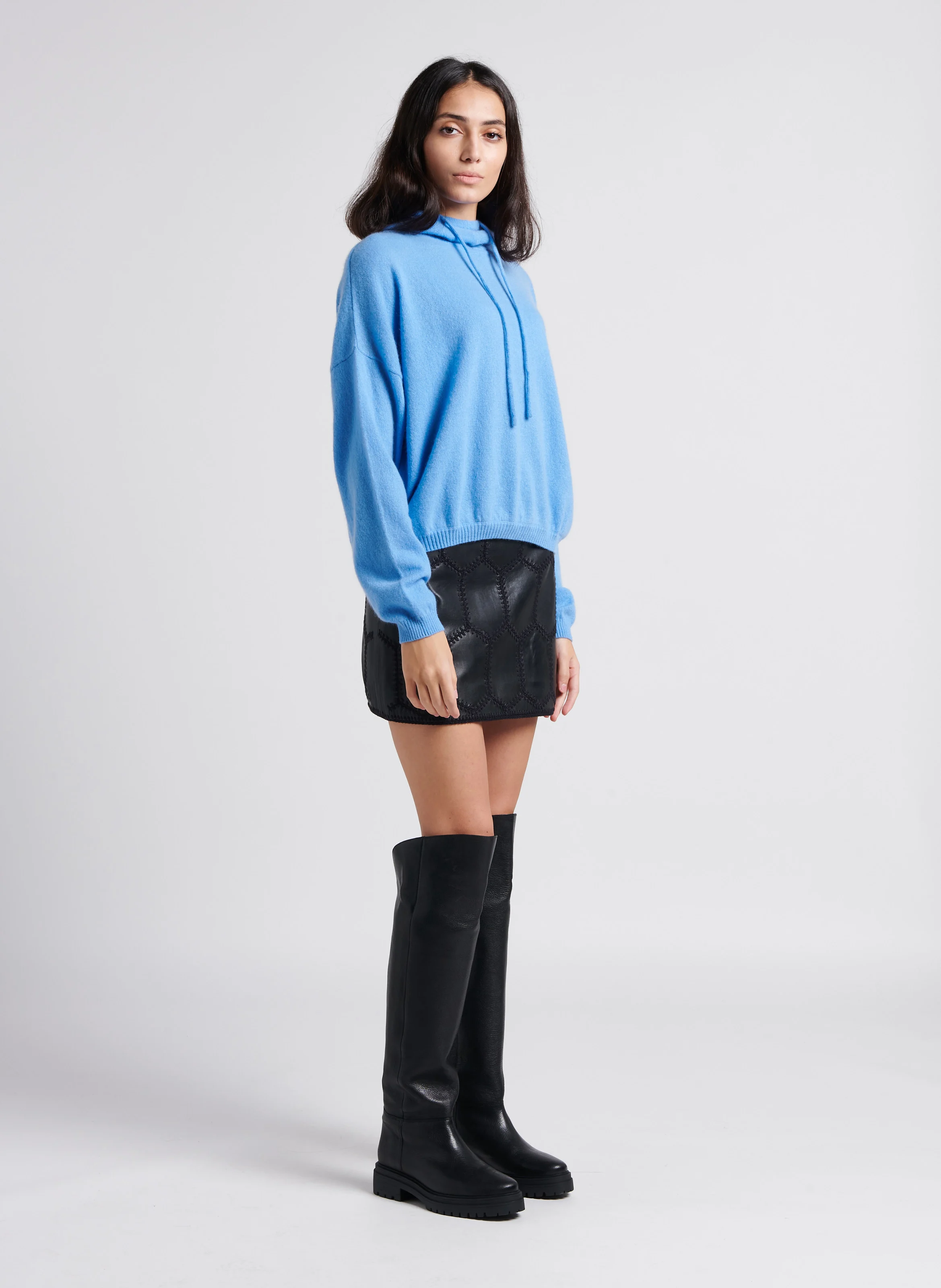 ALICE - Pull droit col montant en cachemire | Bleu