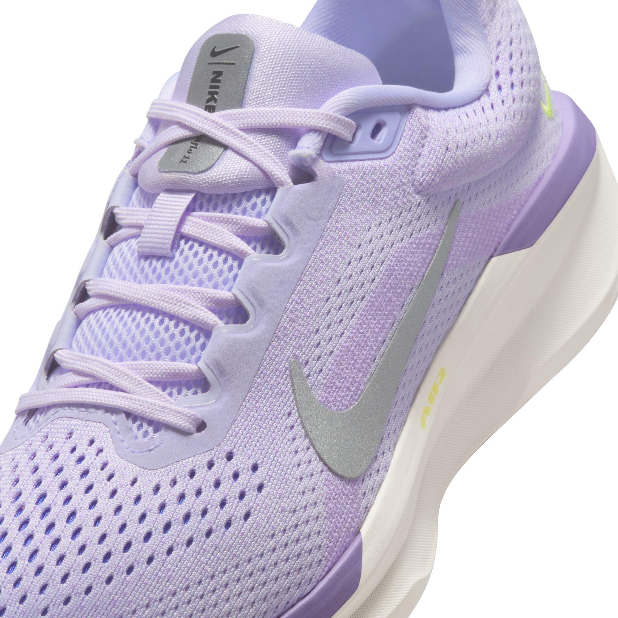 Nike Winflo 11 Womens Road Running Shoes