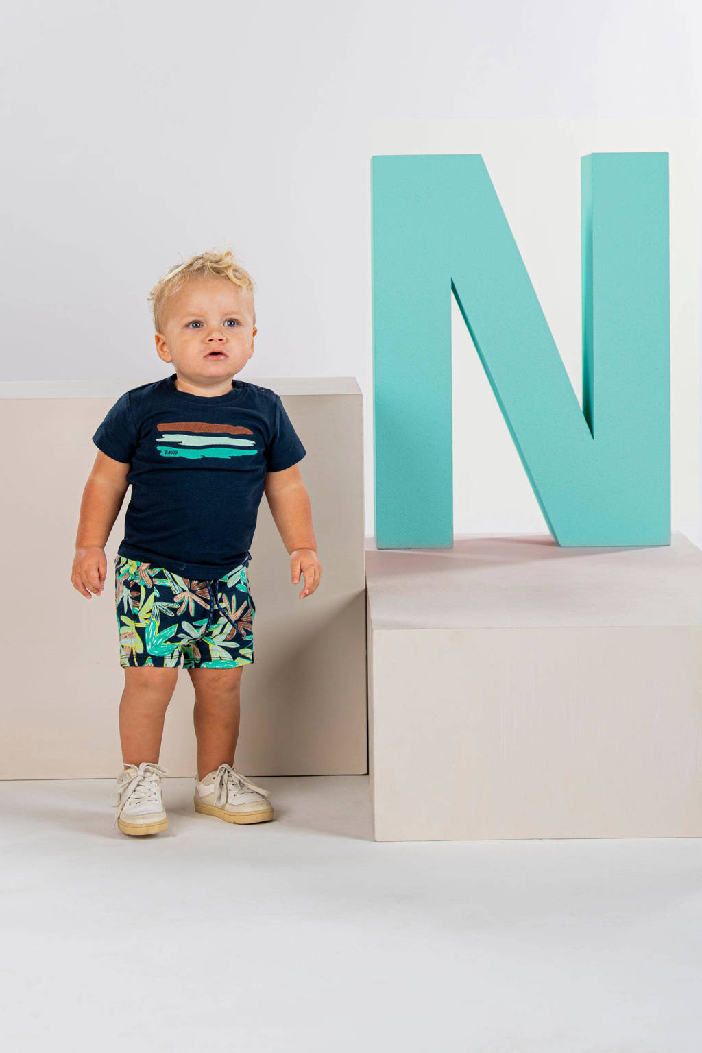 B.Nosy sweatshort met bladprint donkerblauw/groen
