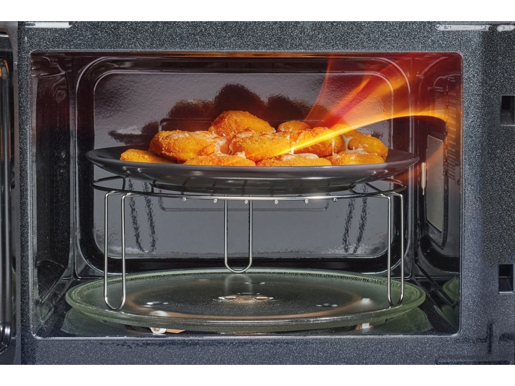 MICRO ONDAS COM GRILL HISENSE H23MOBSD1HG PRETO 23L