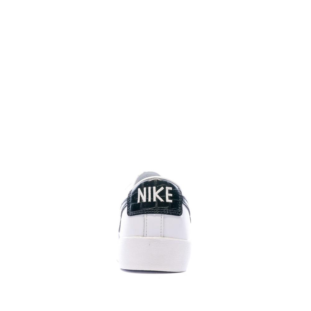 Nike Blazer Low Baskets Blanches Femme Nike