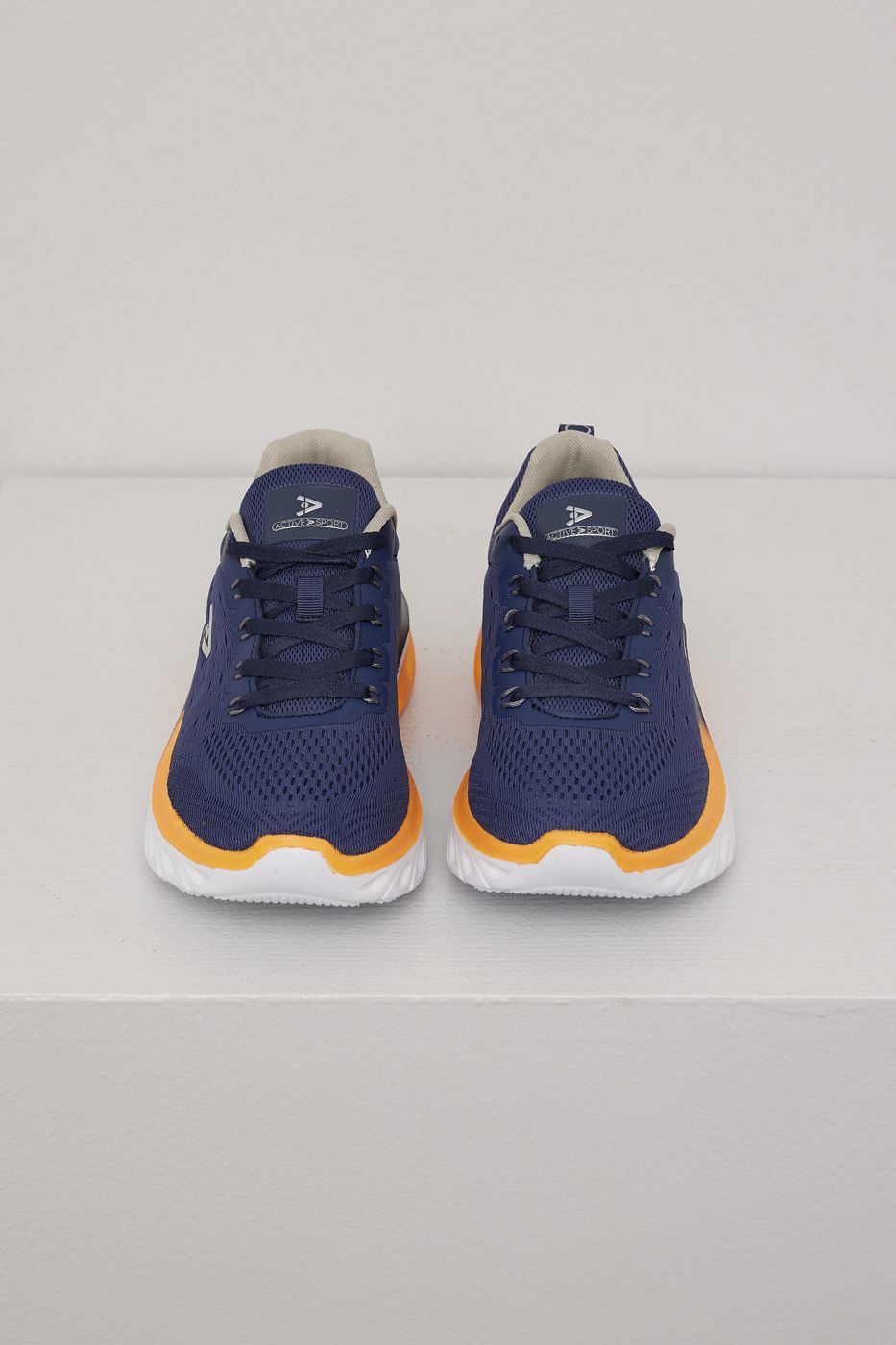 Zone sneaker
