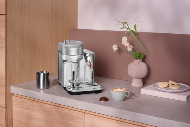 Nespresso Vertuo Creatista kapselmaskine fra Sage (rustfri stål)
