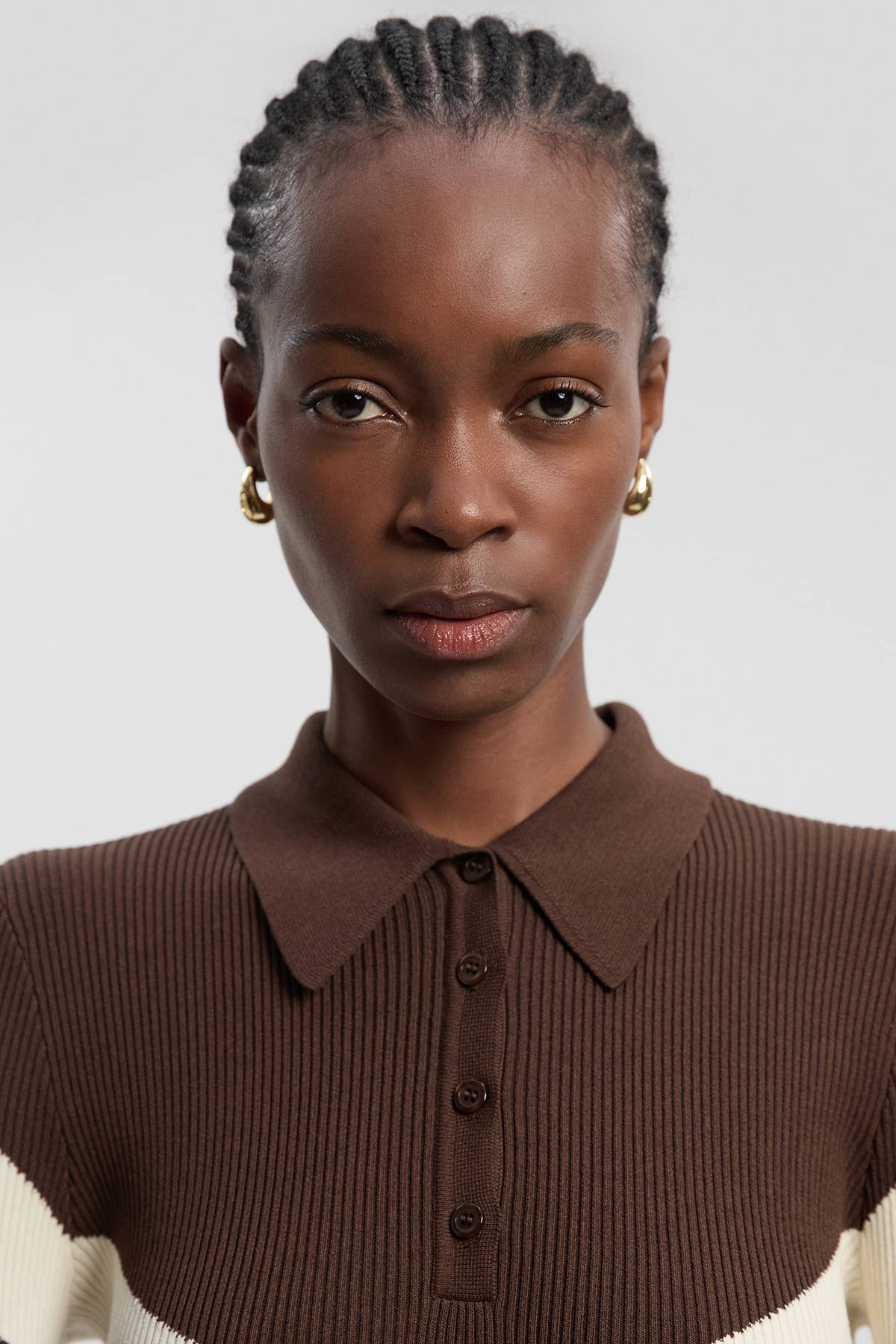 KarenMillen Robe Maxi en maille côtelée à col polo en mélange de viscose