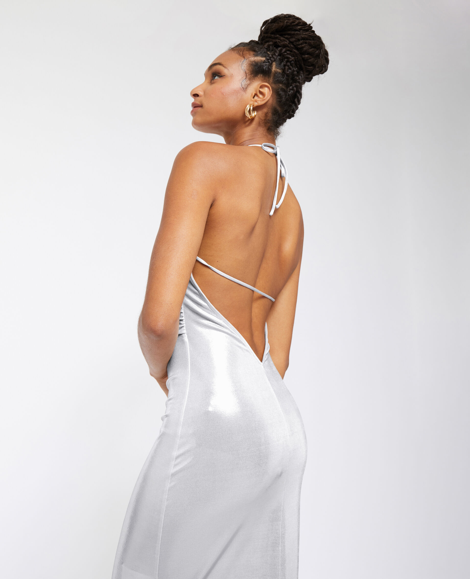 Robe longue en maille fluide et brillante - Gris clair