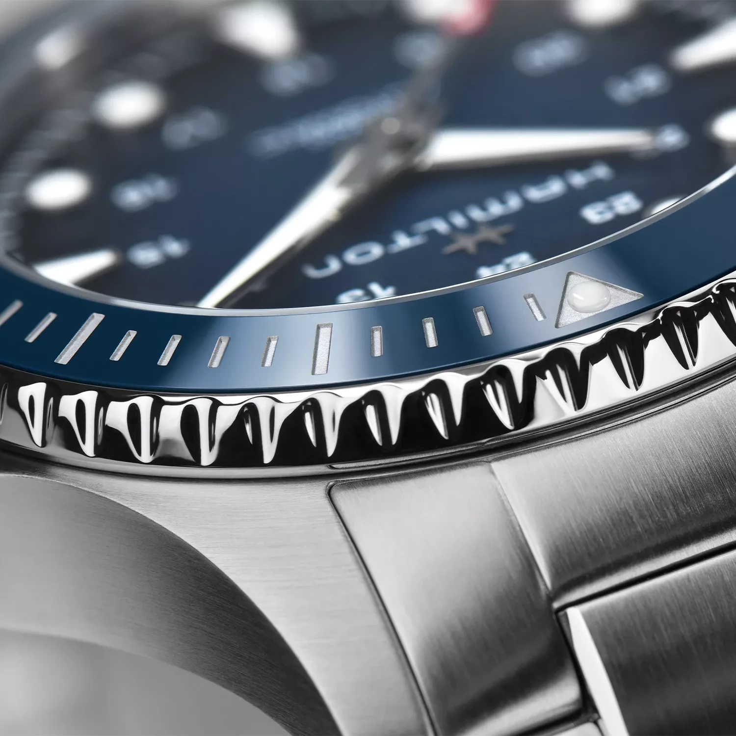 Hamilton Khaki Navy Scuba Auto H82505140