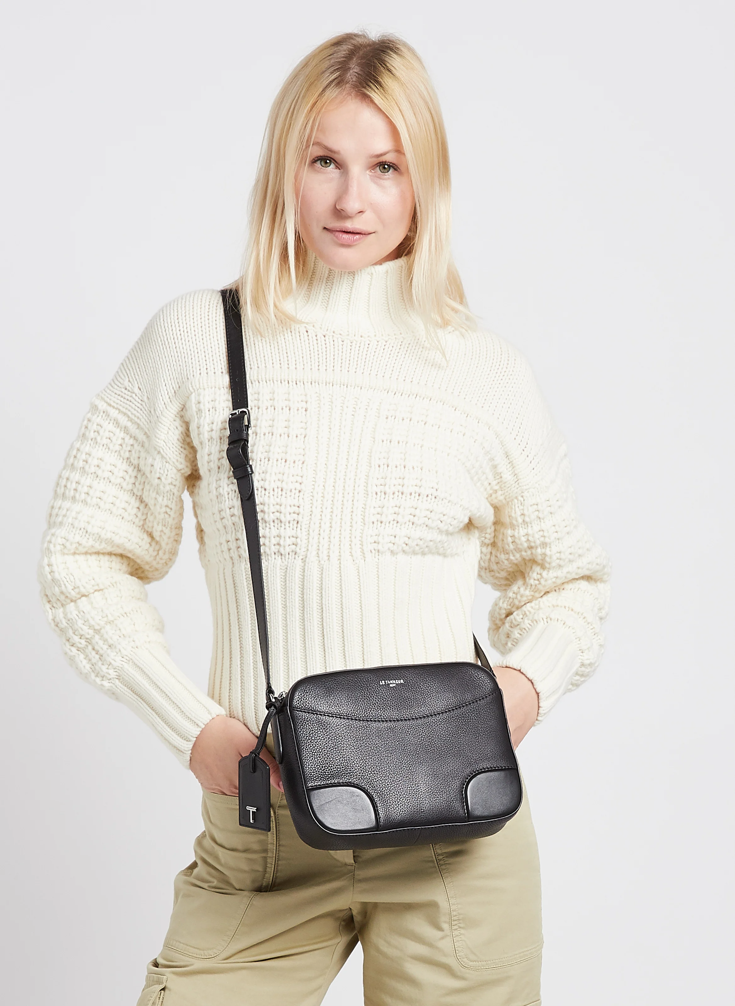 ROMY - Sac bandoulière en cuir grainé| Noir