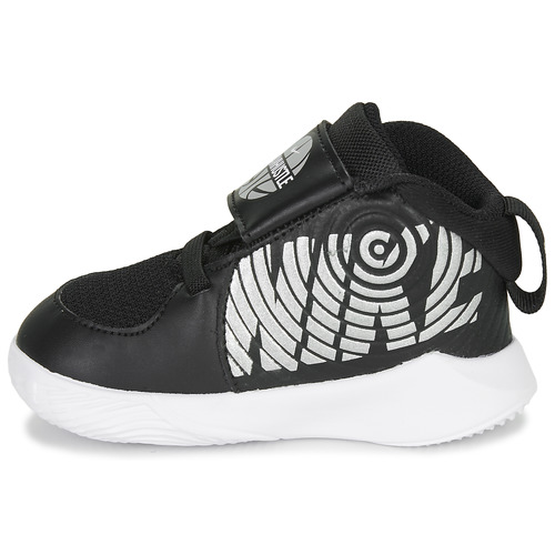 Nike - TEAM HUSTLE D 9 TD - Noir / Argenté