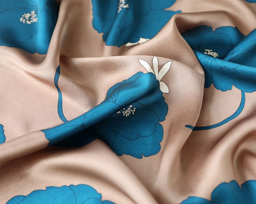Frior - Zijden sjaal met bloemenprint