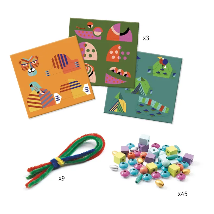 Djeco Atelier créatif enfilage Animaux