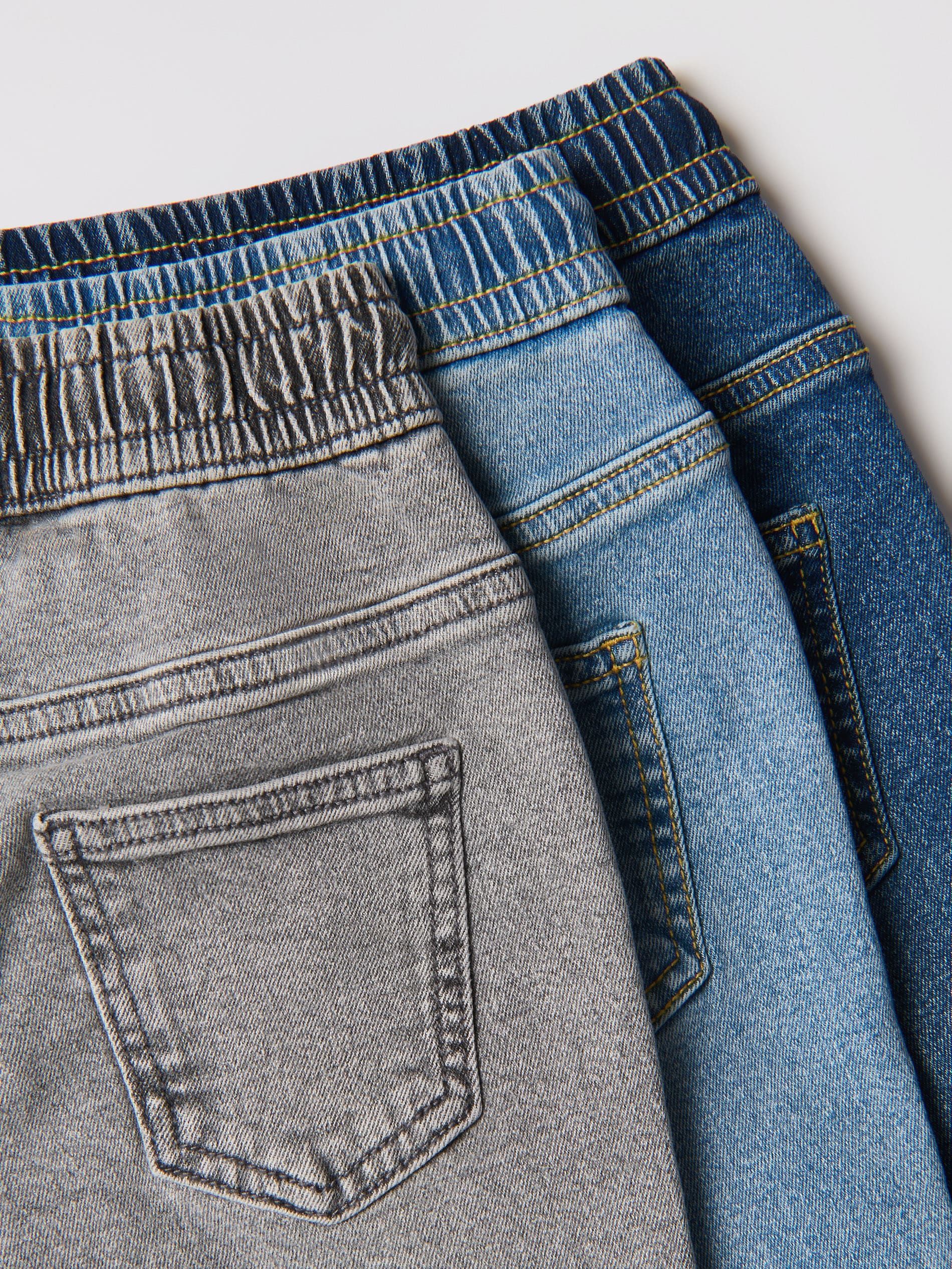Jeans im Carrot-Fit