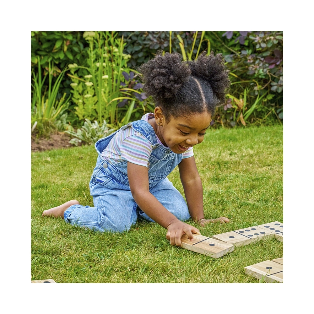 TP TOYS Holz grosses Dominospiel, bestehend aus 28 Steinen