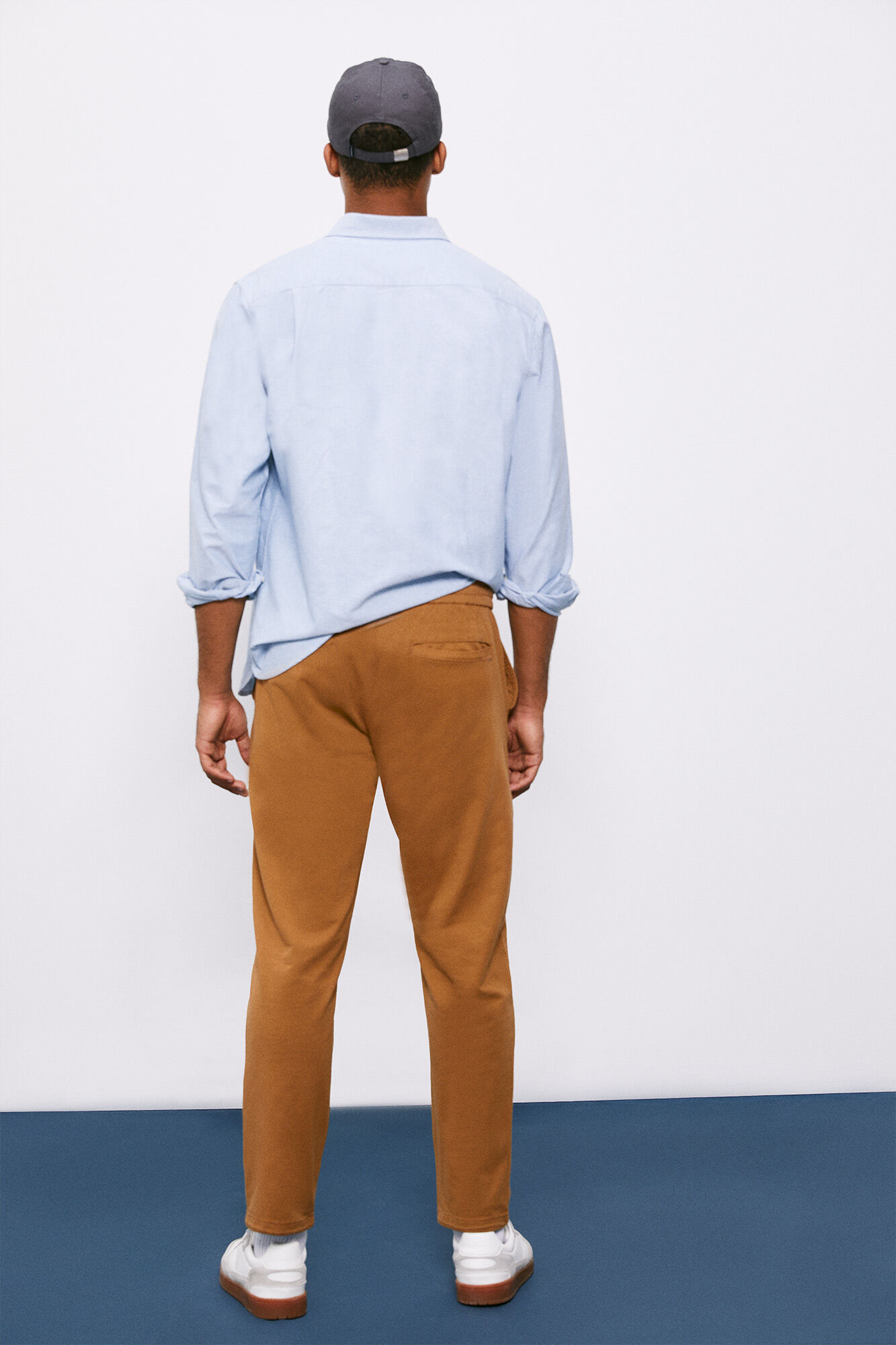 Comfort knit chino - tostado