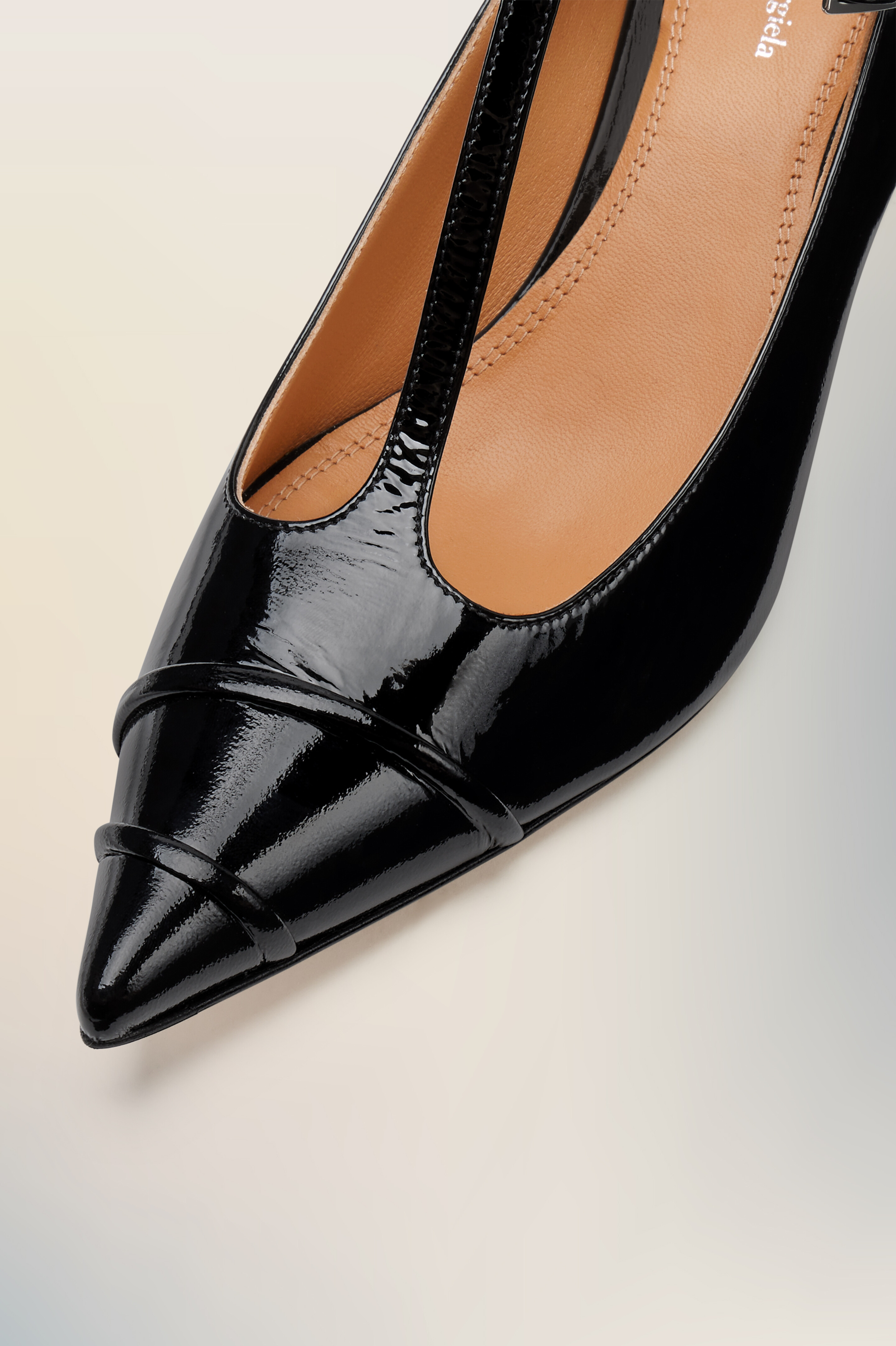 Salomés Kinkies noirs en cuir pour femme