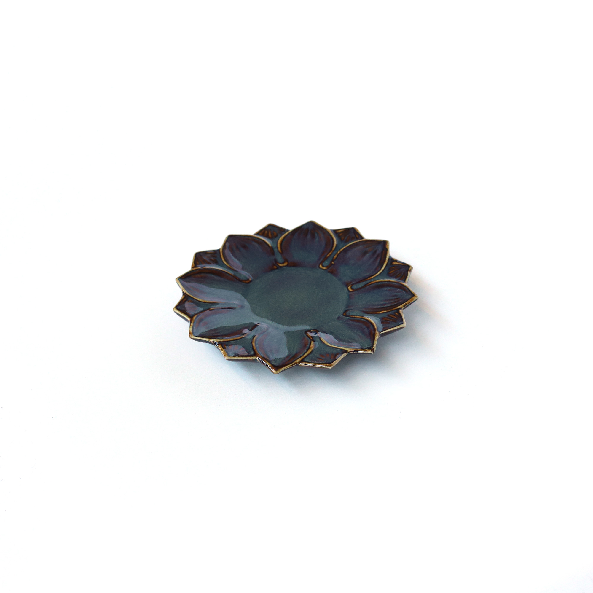Servierplatte 'Lotusblüte', blau, Ø 14 cm, H 2,5 cm zu 6,50
