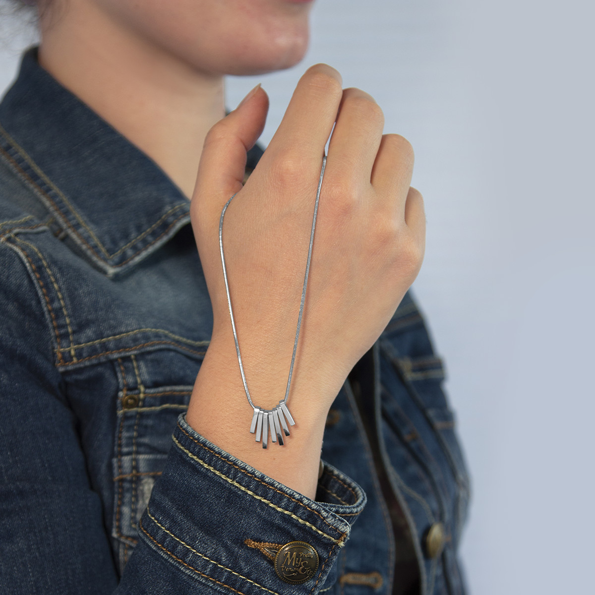 Collier acier motif bâtonnet longueur réglable 40.5 à 46 cm