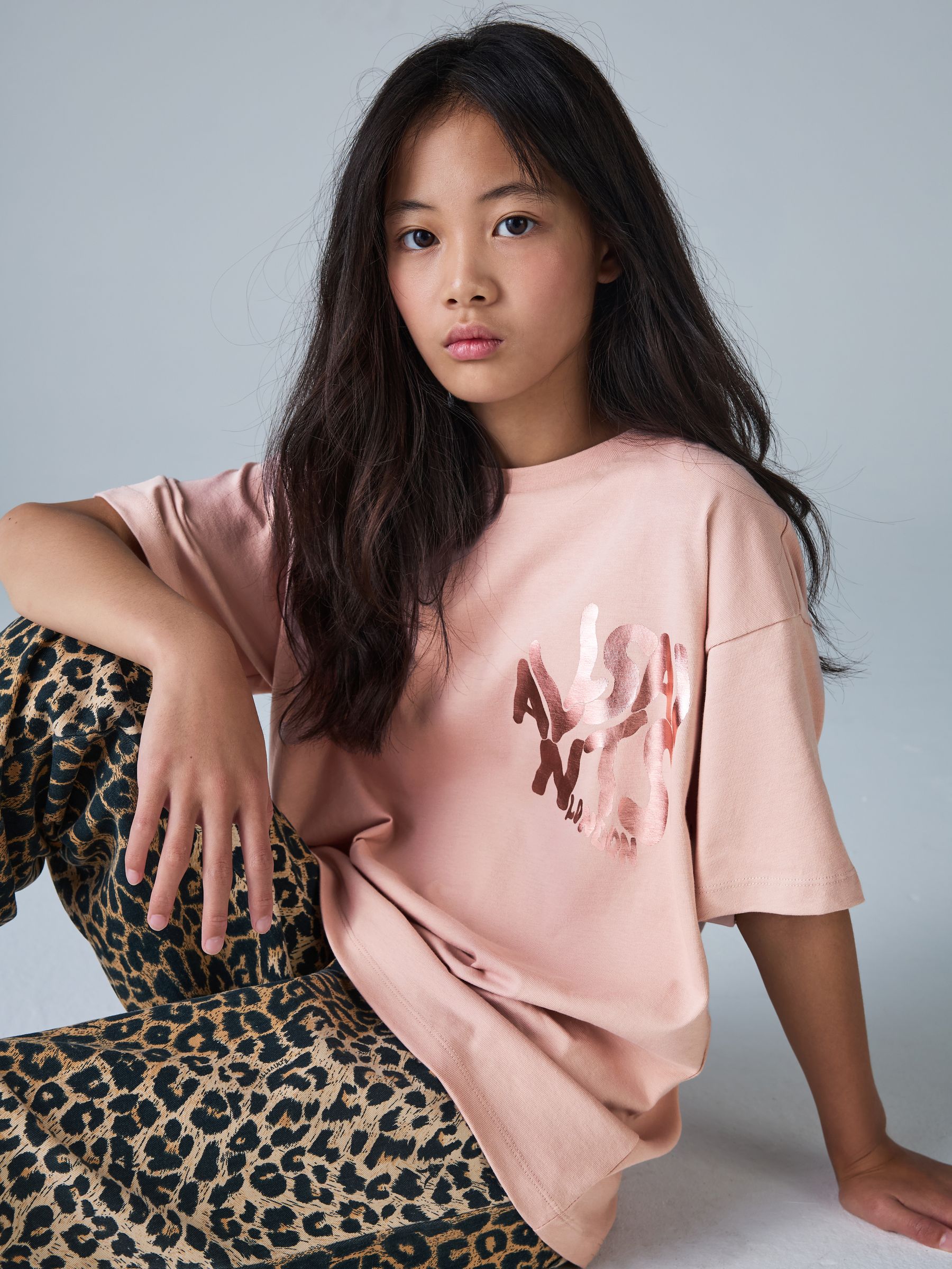 Midden Roze/Metallic - smALLSAINTS Girls Oversized Orlando Logo Crew 100% Cotton T-Shirt