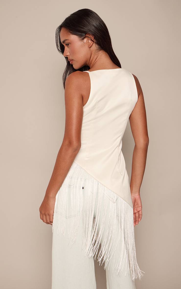 Crème Top Asymétrique En Satin À Ourlet À Franges