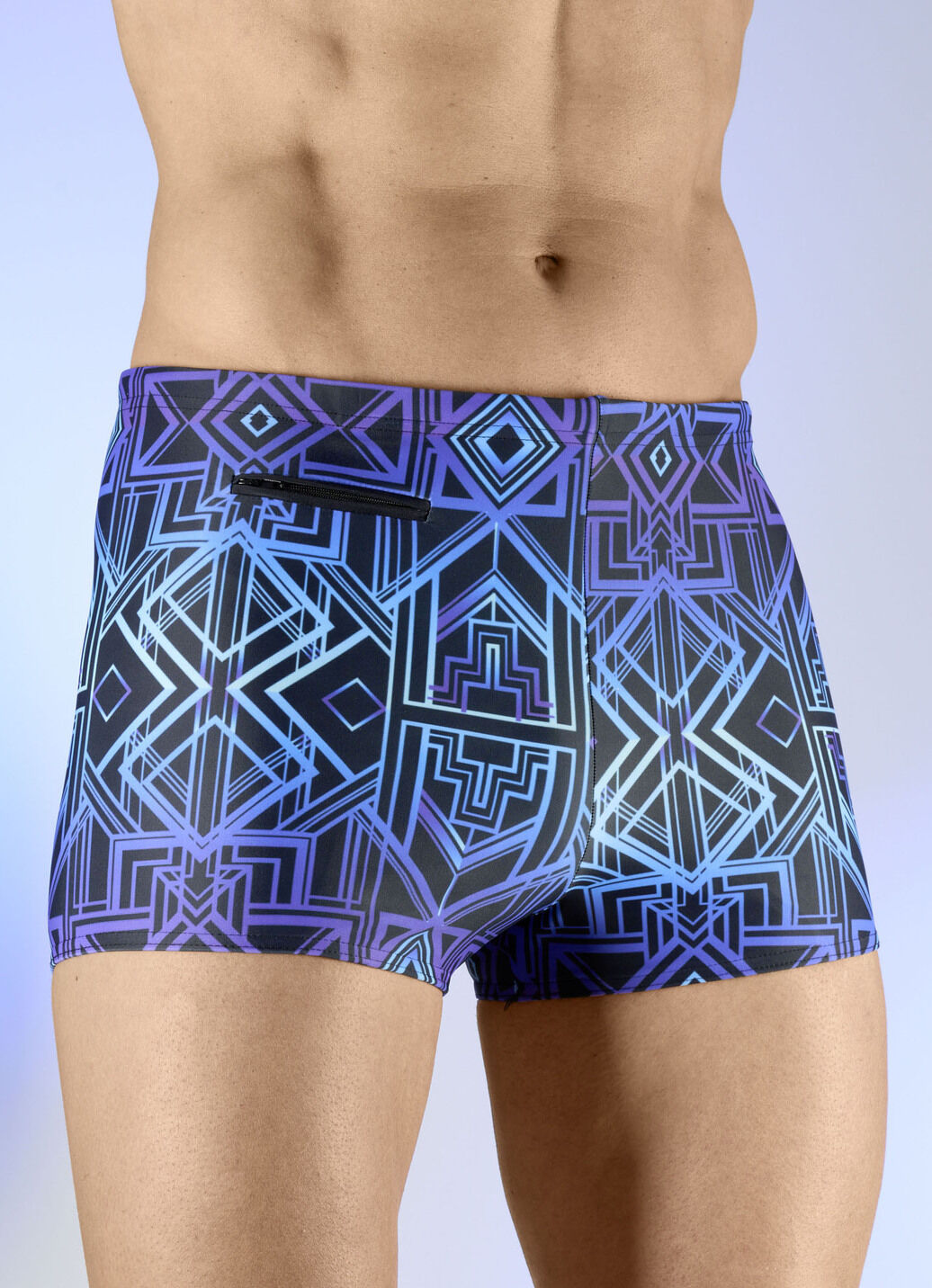 Badehose in Kastenform mit buntem Druckdessin