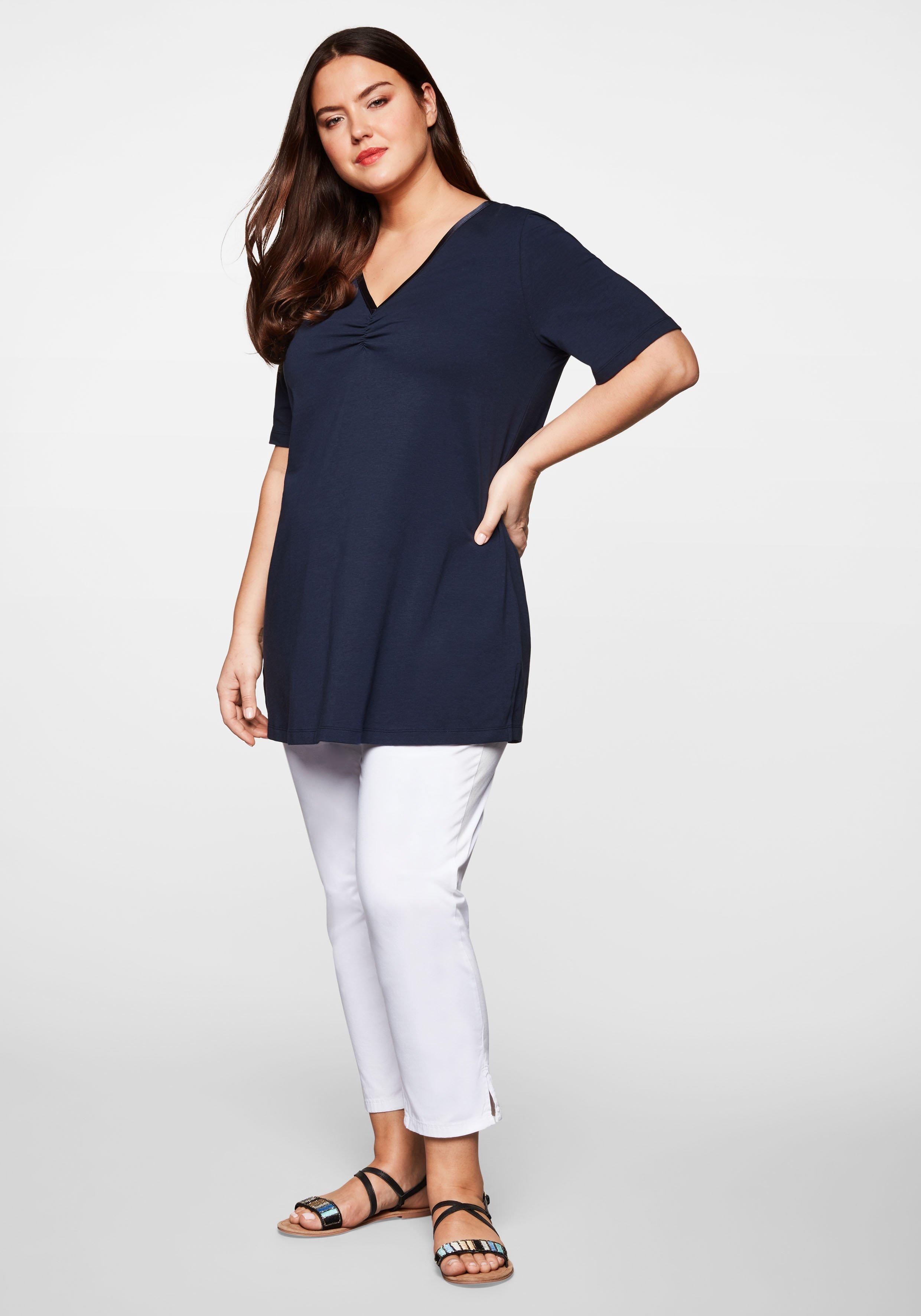 Longshirt in A-Linie mit Raffung am V-Ausschnitt