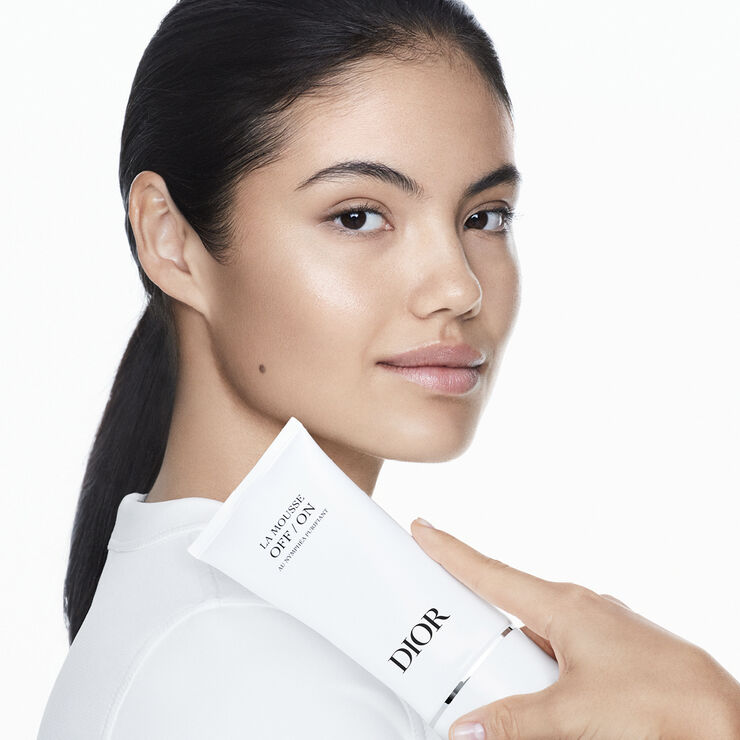 DIOR Cleansing Milk No color