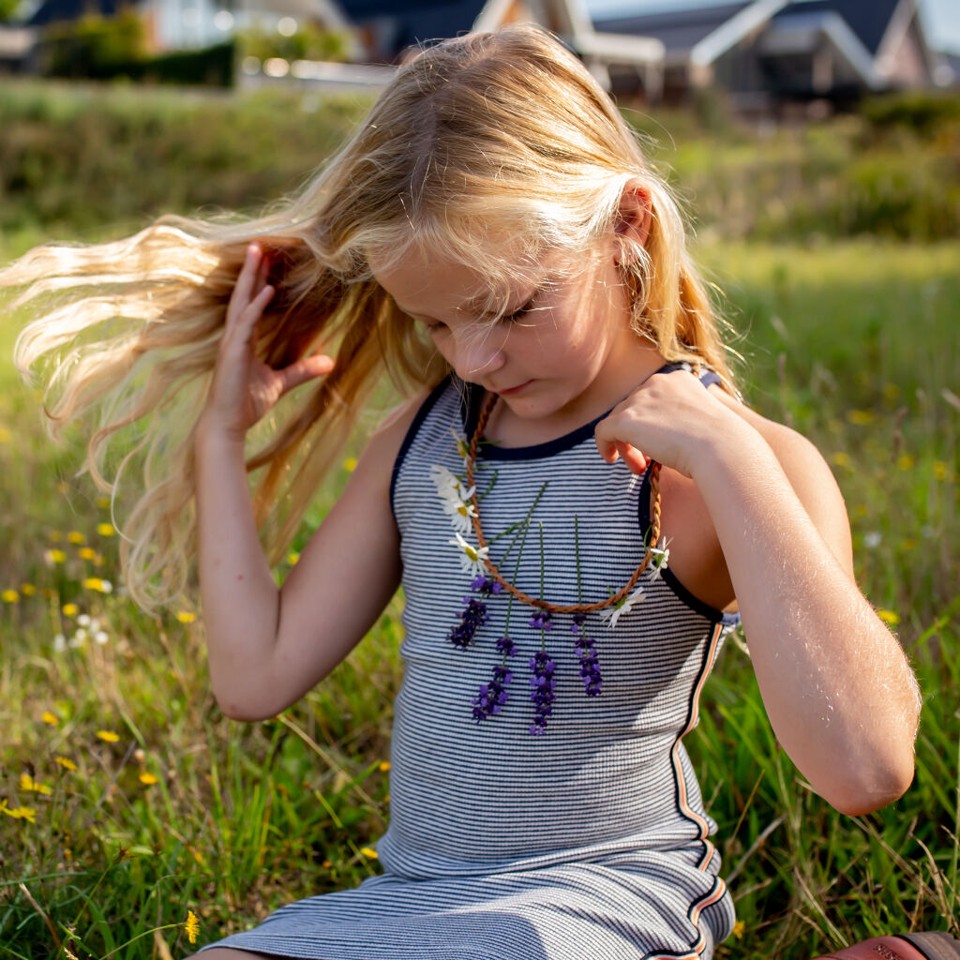 Huckleberry Make Your Own Fresh Flower Necklace (HB01)