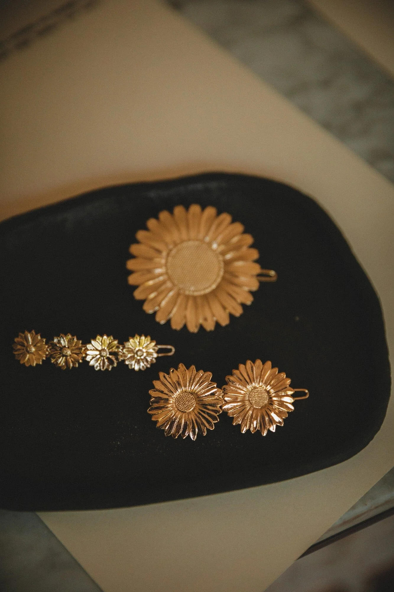 MAÏA - Barrette fleurs plaqué argent | Doré