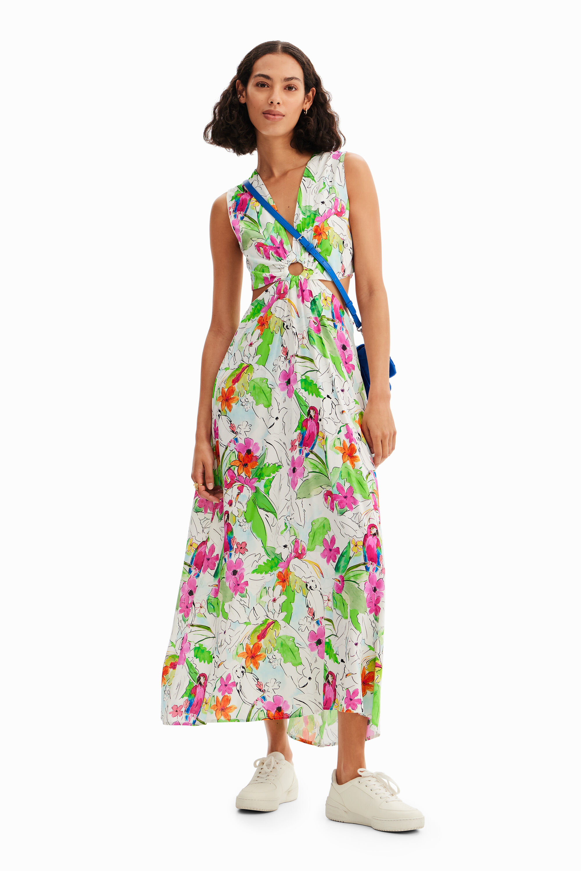 Robe longue découpes