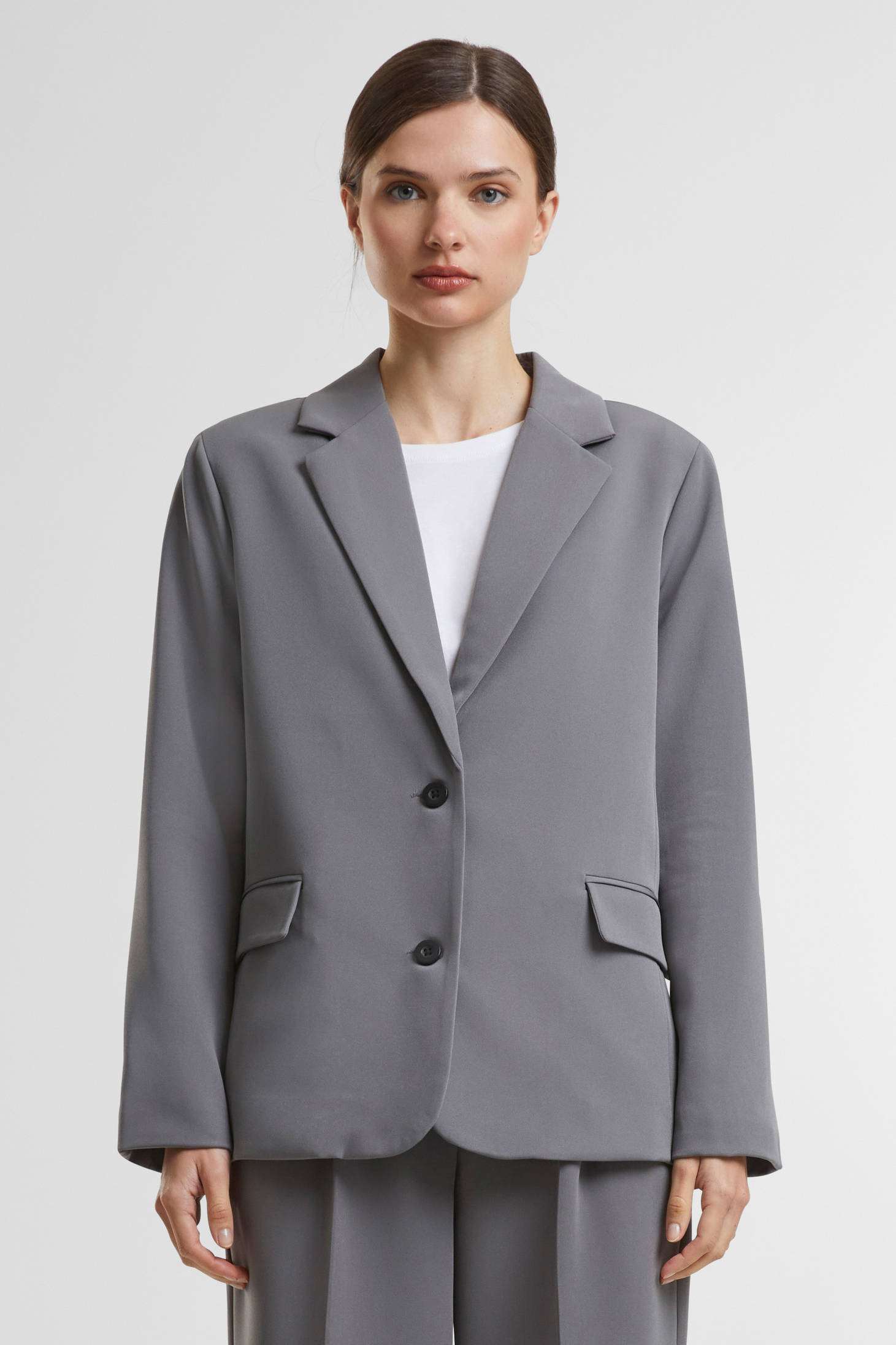 Urban Classics Curvy blazer grijs