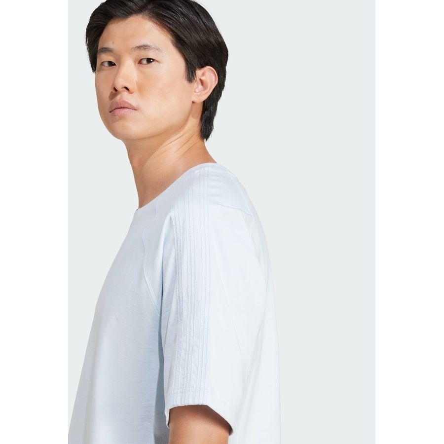 Adidas Original T-shirt Premium Essentials