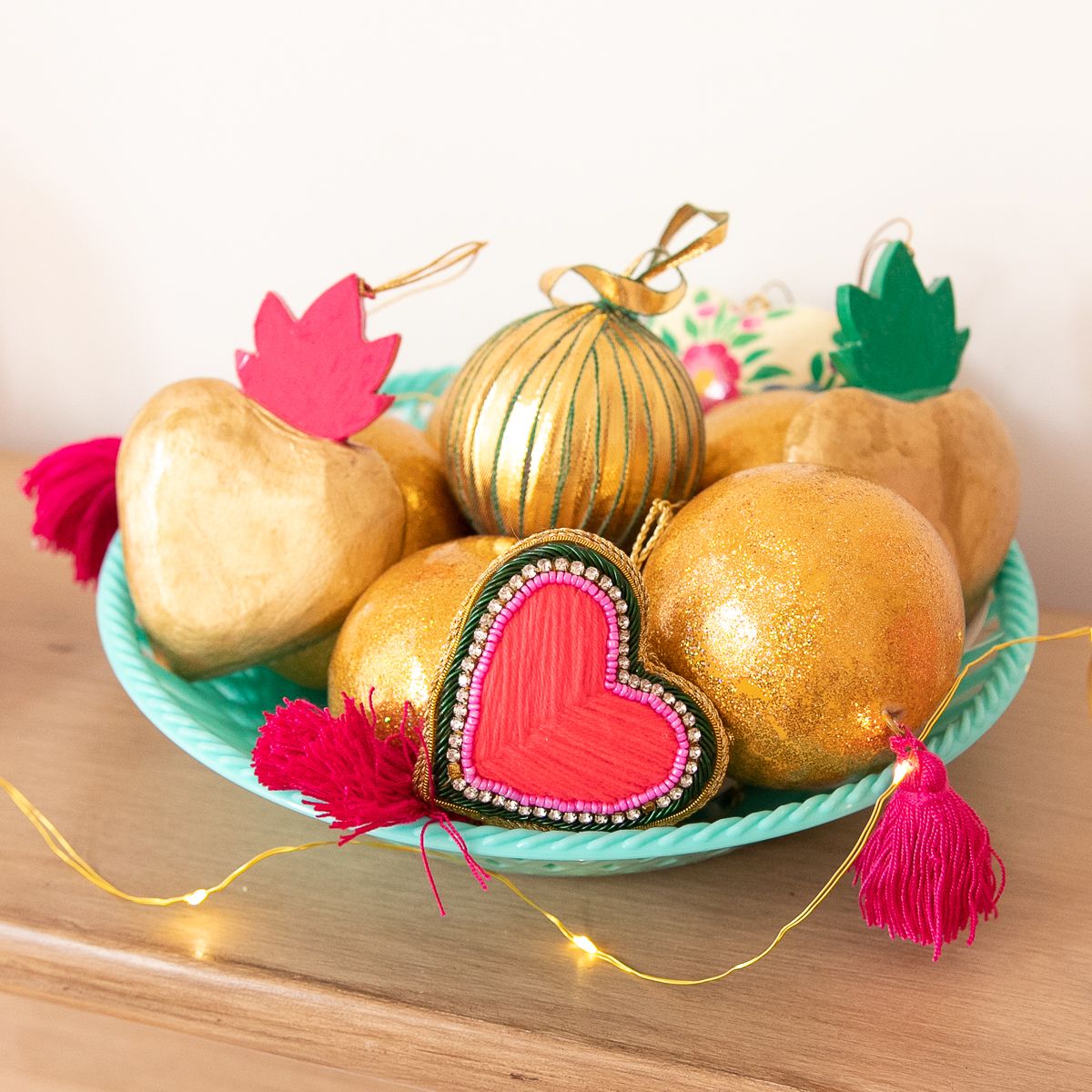 Boule de Noël coeur ex voto rose Pondie Chérie