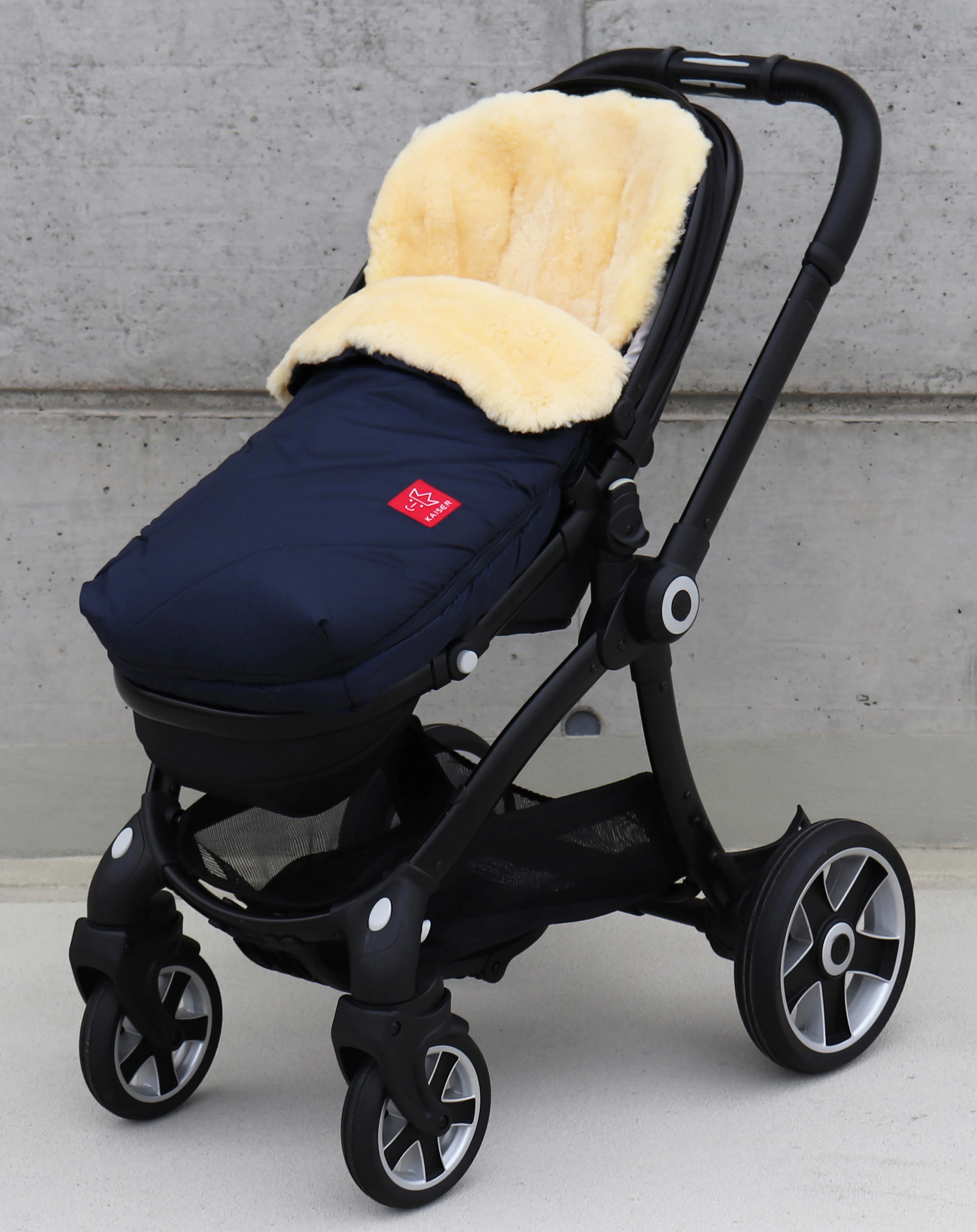 Buggy-Fußsack NATURA mit Lammfell in navy