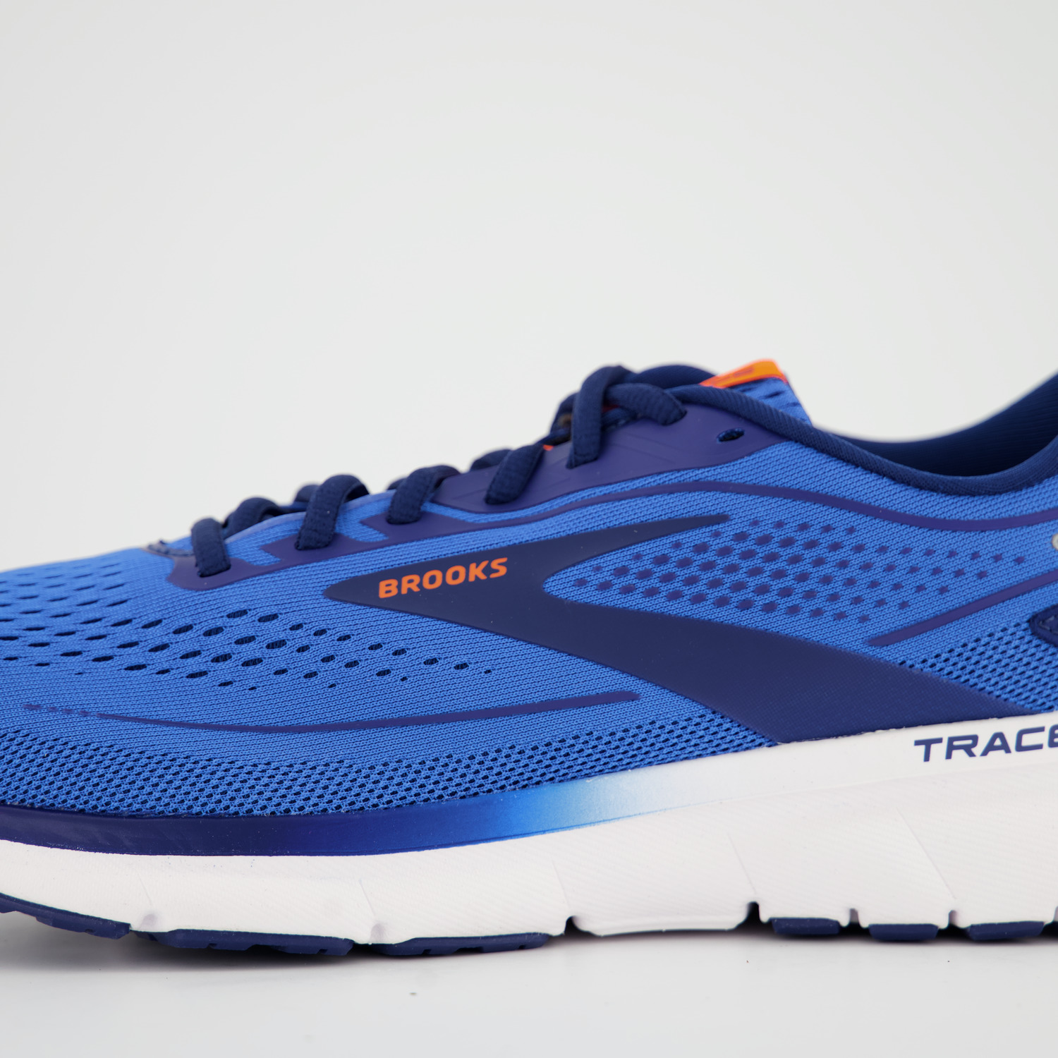 Brooks Trace 2