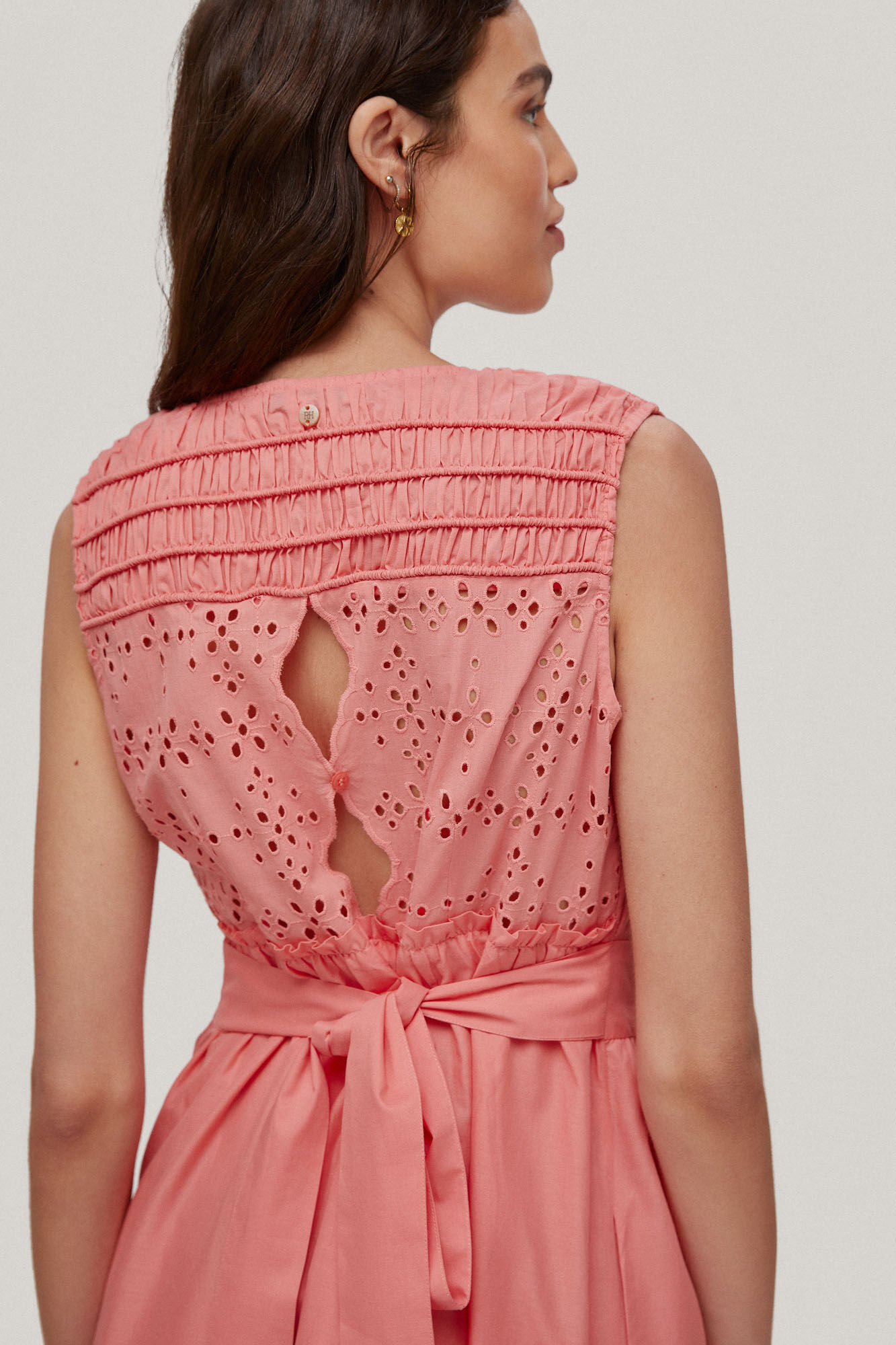 Vestido amplo com aplicações de miçangas, - Rosa