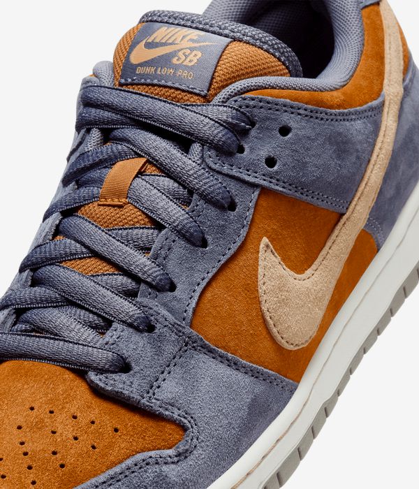 Nike SB Dunk Low Pro Schuh (light carbon sesame)