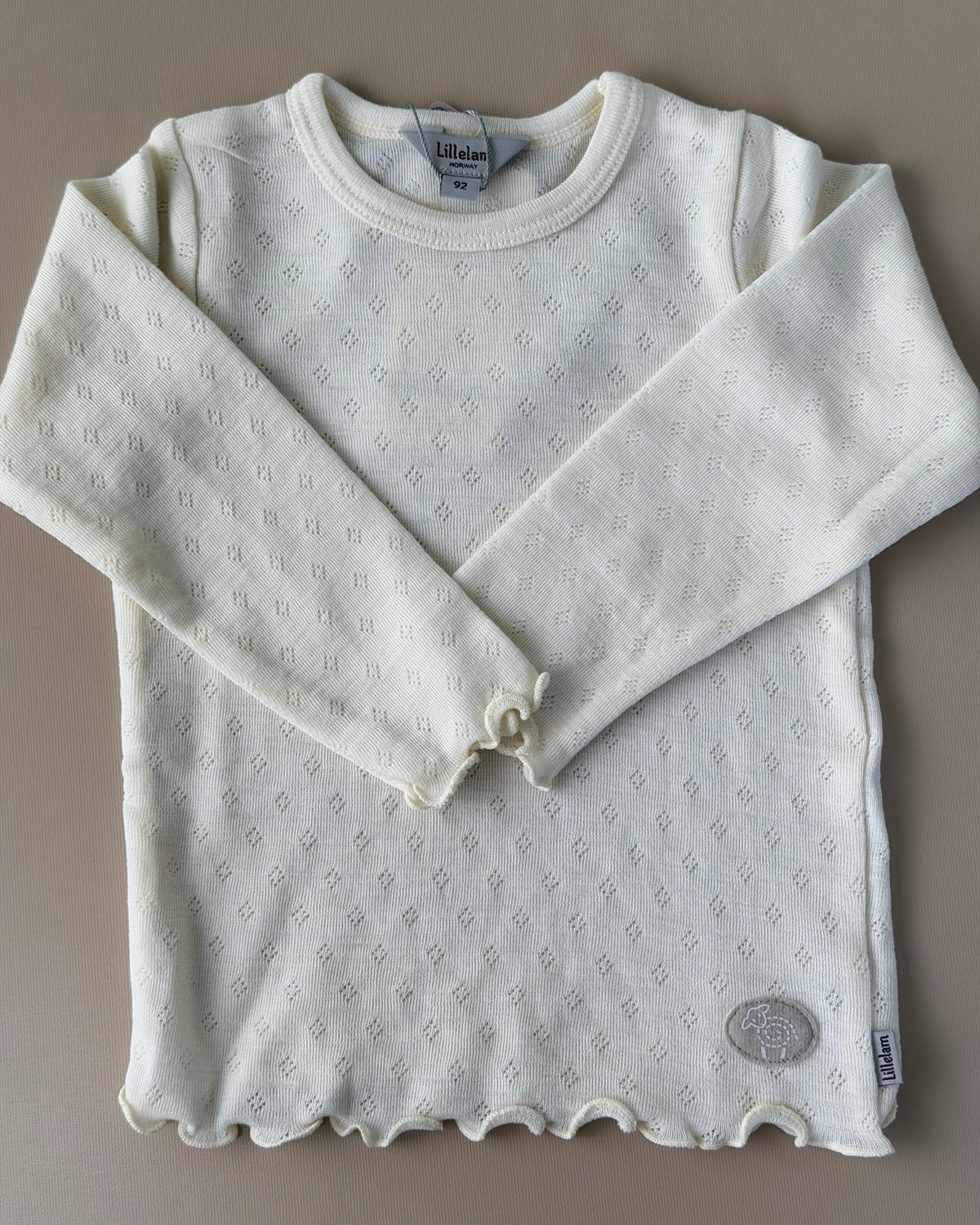Ulltrøye m/ Volanger – Tynn ullkvalitet – 100% Merino, Pointelle