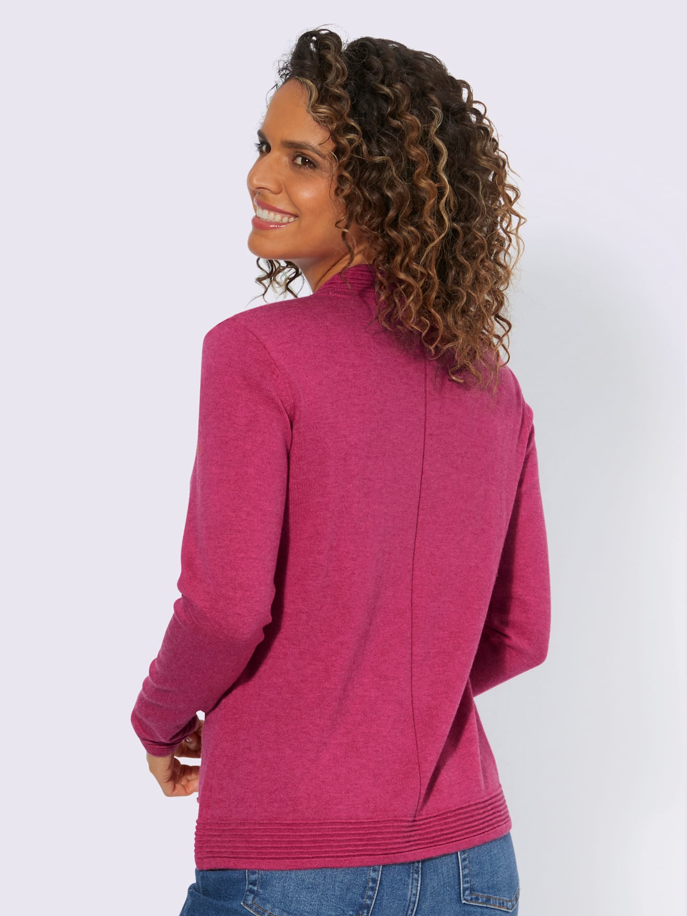 Pull col montant tricot fin élégant