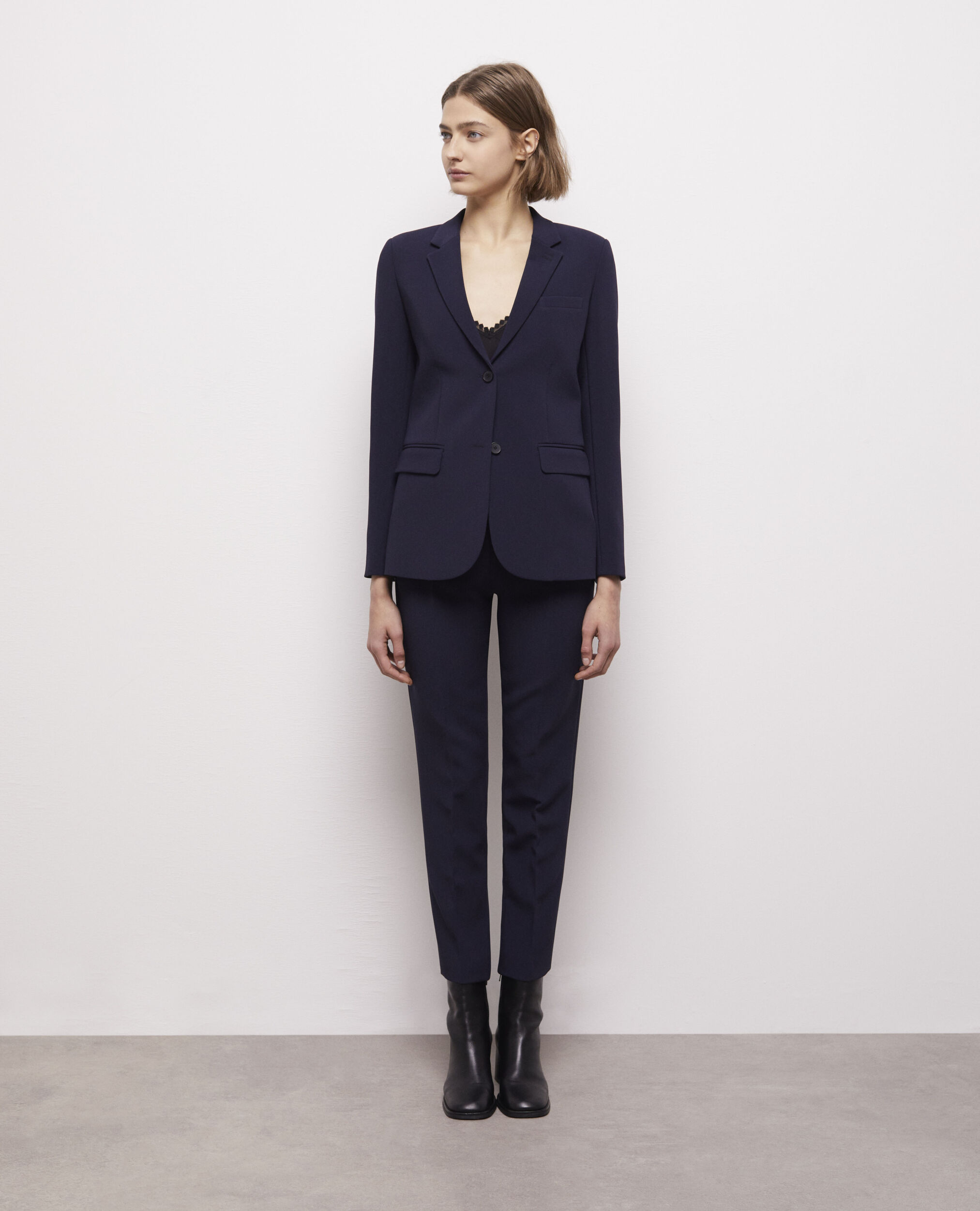 Veste de costume en crêpe bleu marine