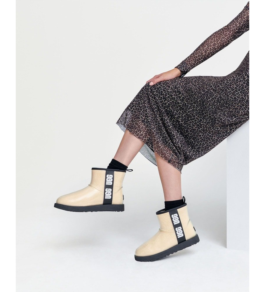 Botas UGG Classic Clear Mini bege
