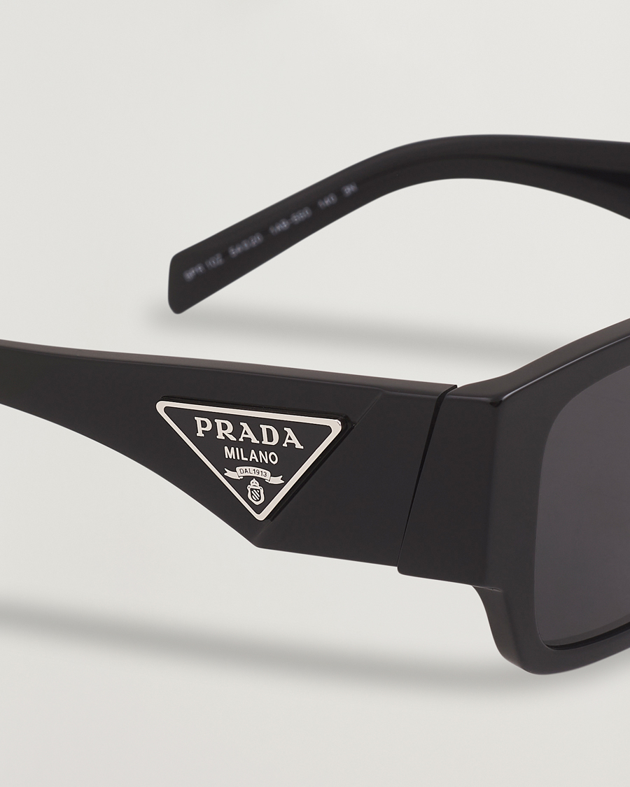 Prada 0PR 10ZS Sunglasses Black