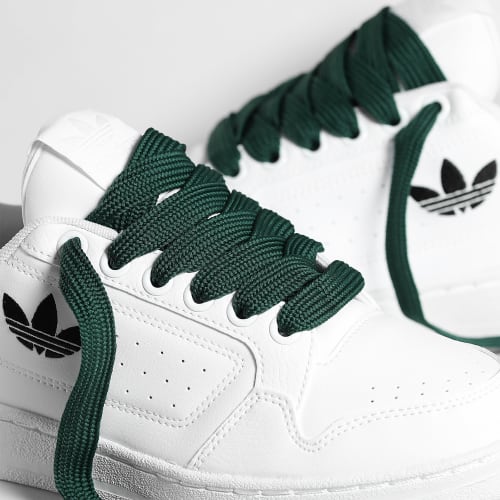 Baskets NY 90 Footwear White Core Black x Superlaced Gros Lacet Vert
