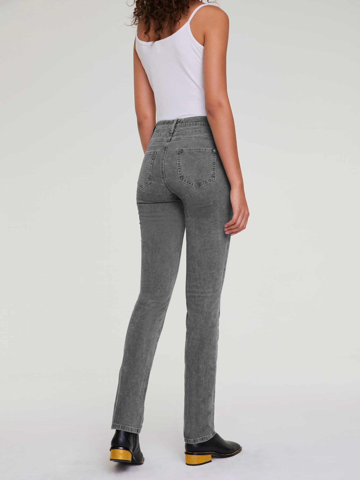 Pantalon en velours côtelé coupe droite