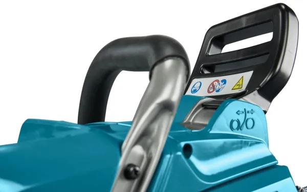 Makita XGT UC011GZ - Kædesav - ledningfri - 40 V - intet batteri, ingen oplader - 45 cm - 35 cm - 7.4 kg - SOLO
