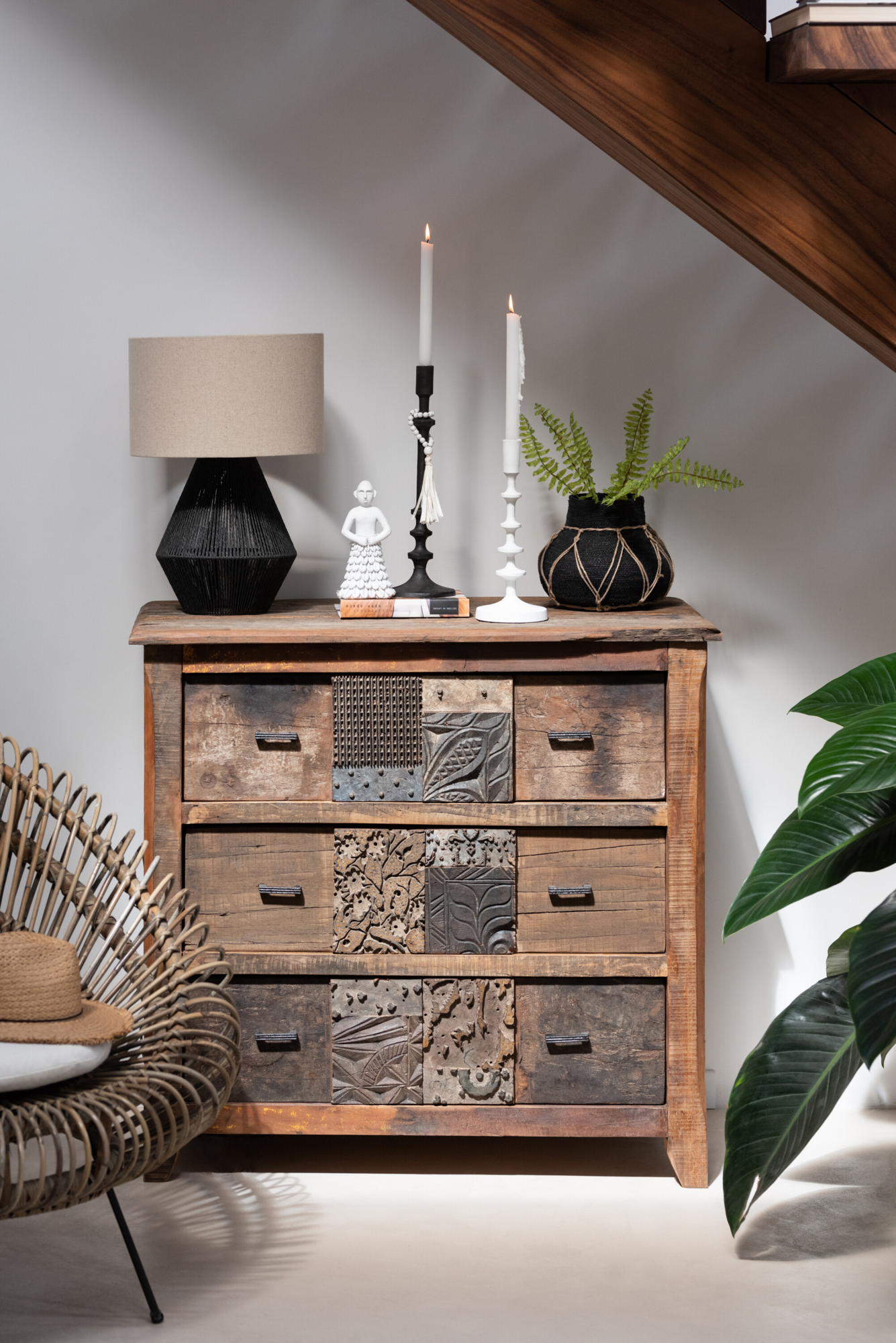 Dressoir verouderd hout bruin