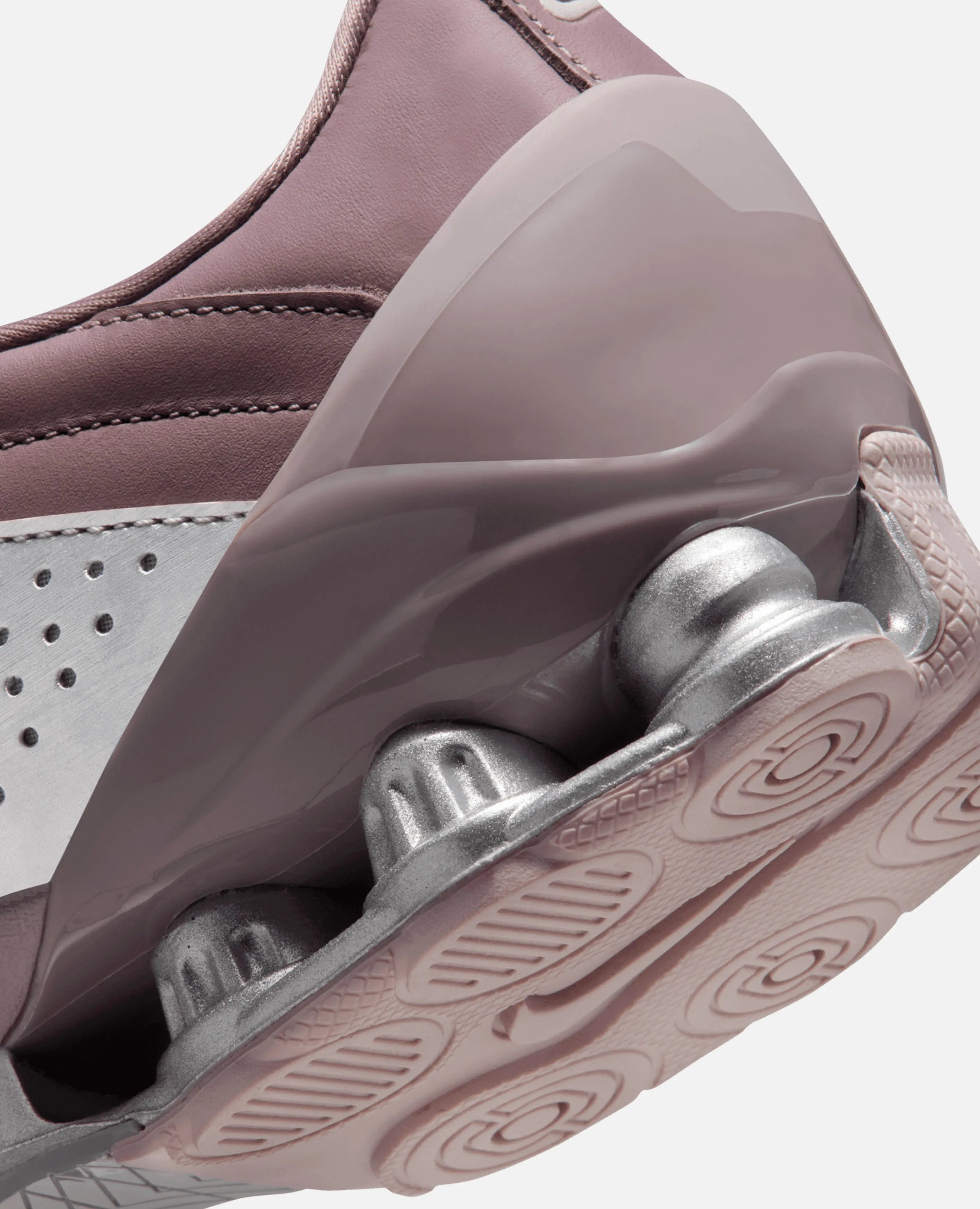W Nike Total 90 Shox Magia (TAUPE GREY/METALLIC SILVER-LT VIOLET ORE)