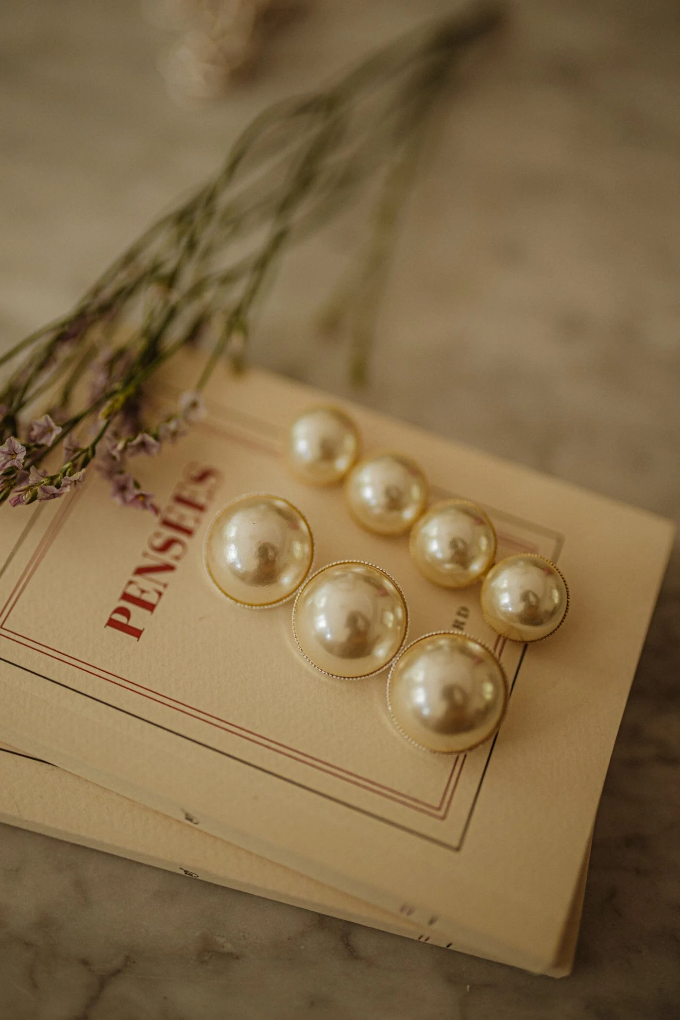 NÉLYA - Maxi broche perles doré à l'or fin | Argent