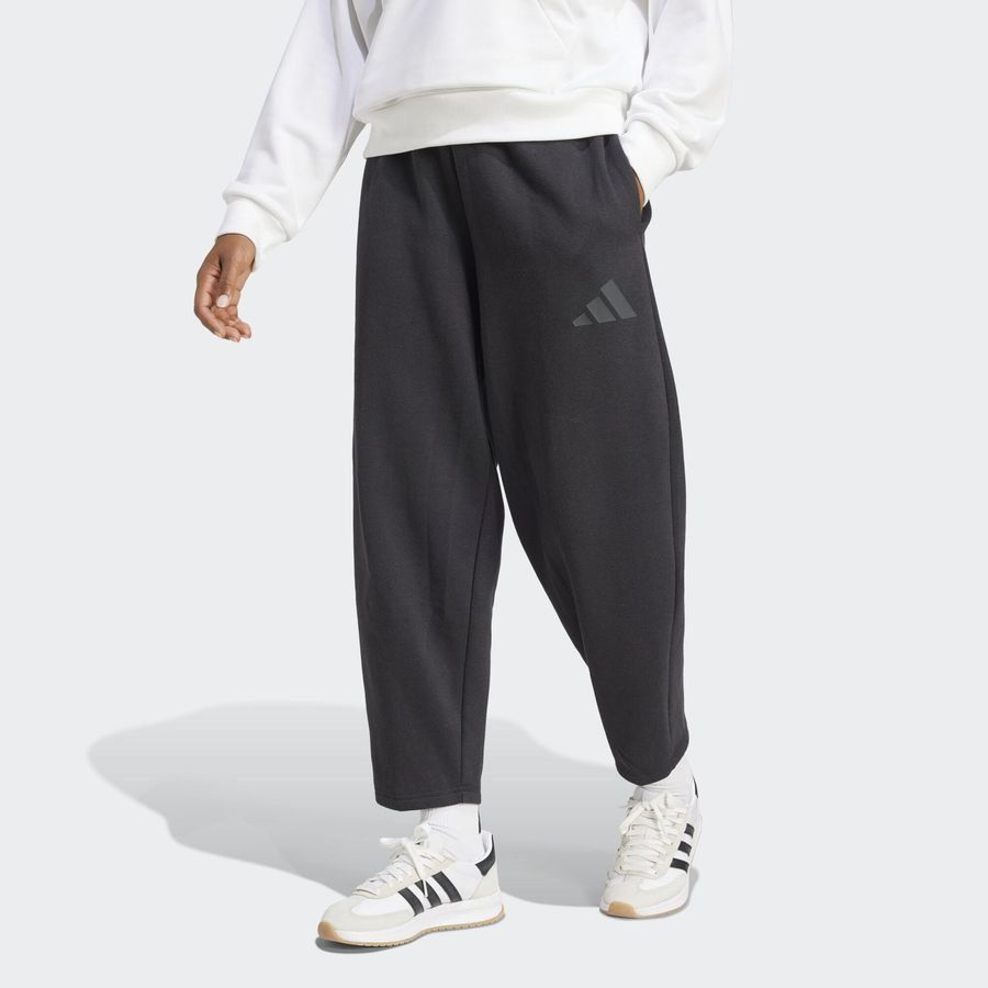 Adidas Pantalon molleton Essentials Contemporary Logo Barrel