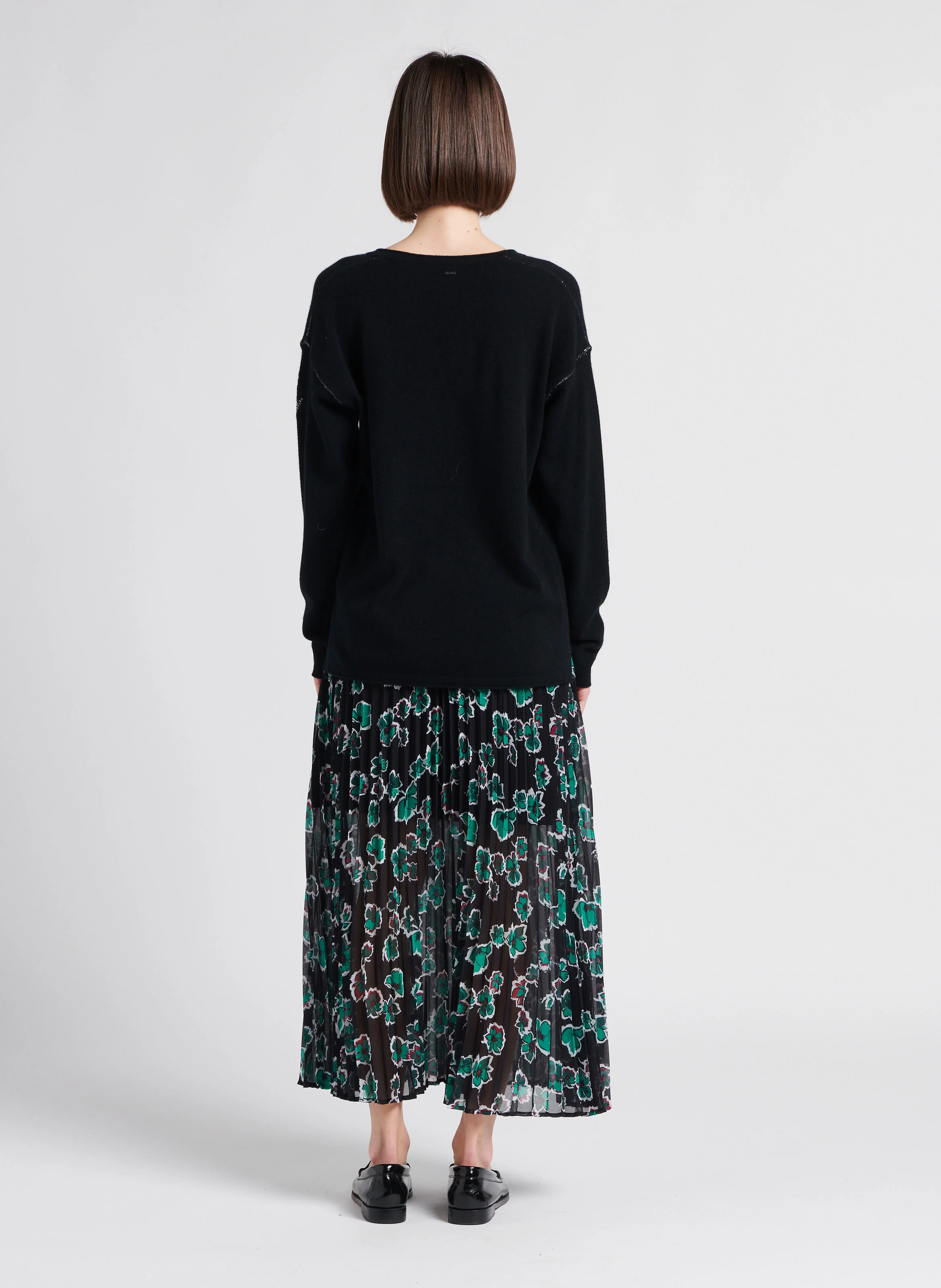 Pull col V en cachemire| Noir