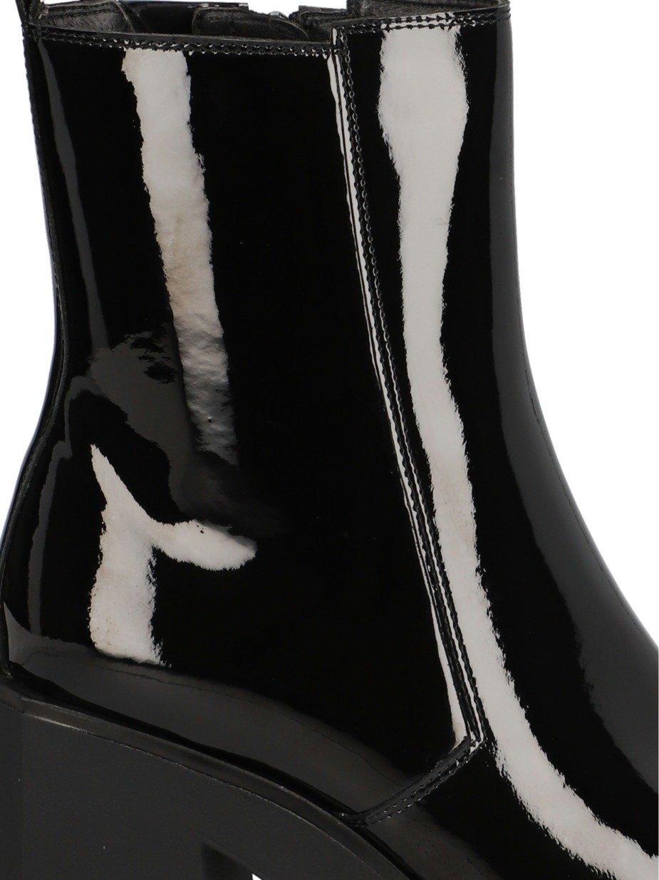 Lackleder Stiefelette